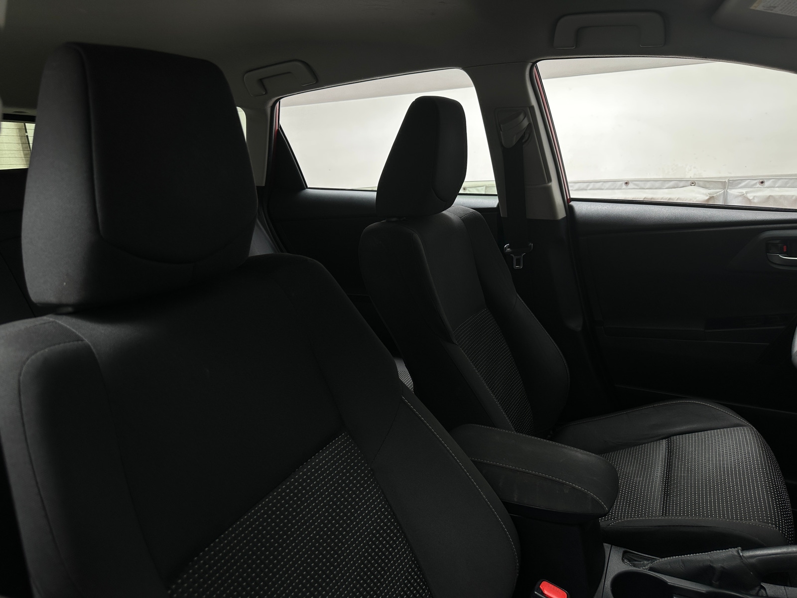 Thumbnail: 2017 Toyota Corolla iM - 2