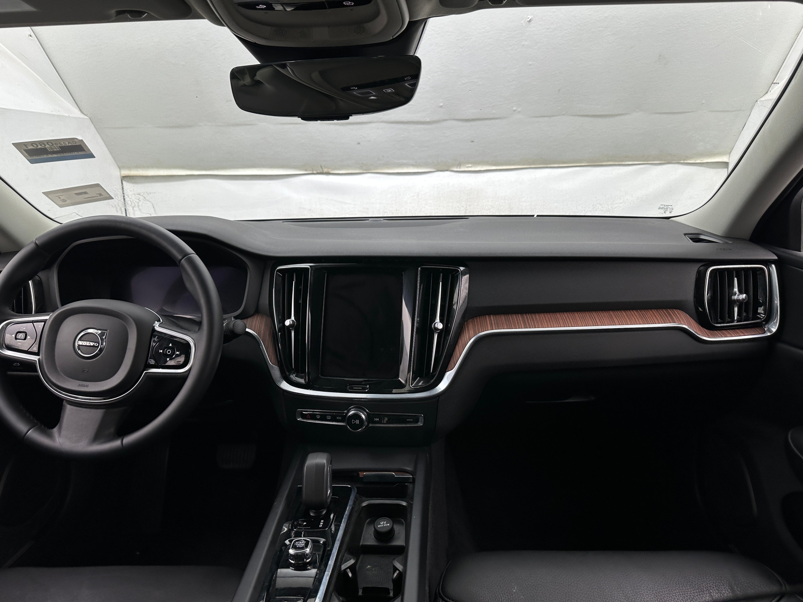 Thumbnail: 2024 Volvo S60 - 2