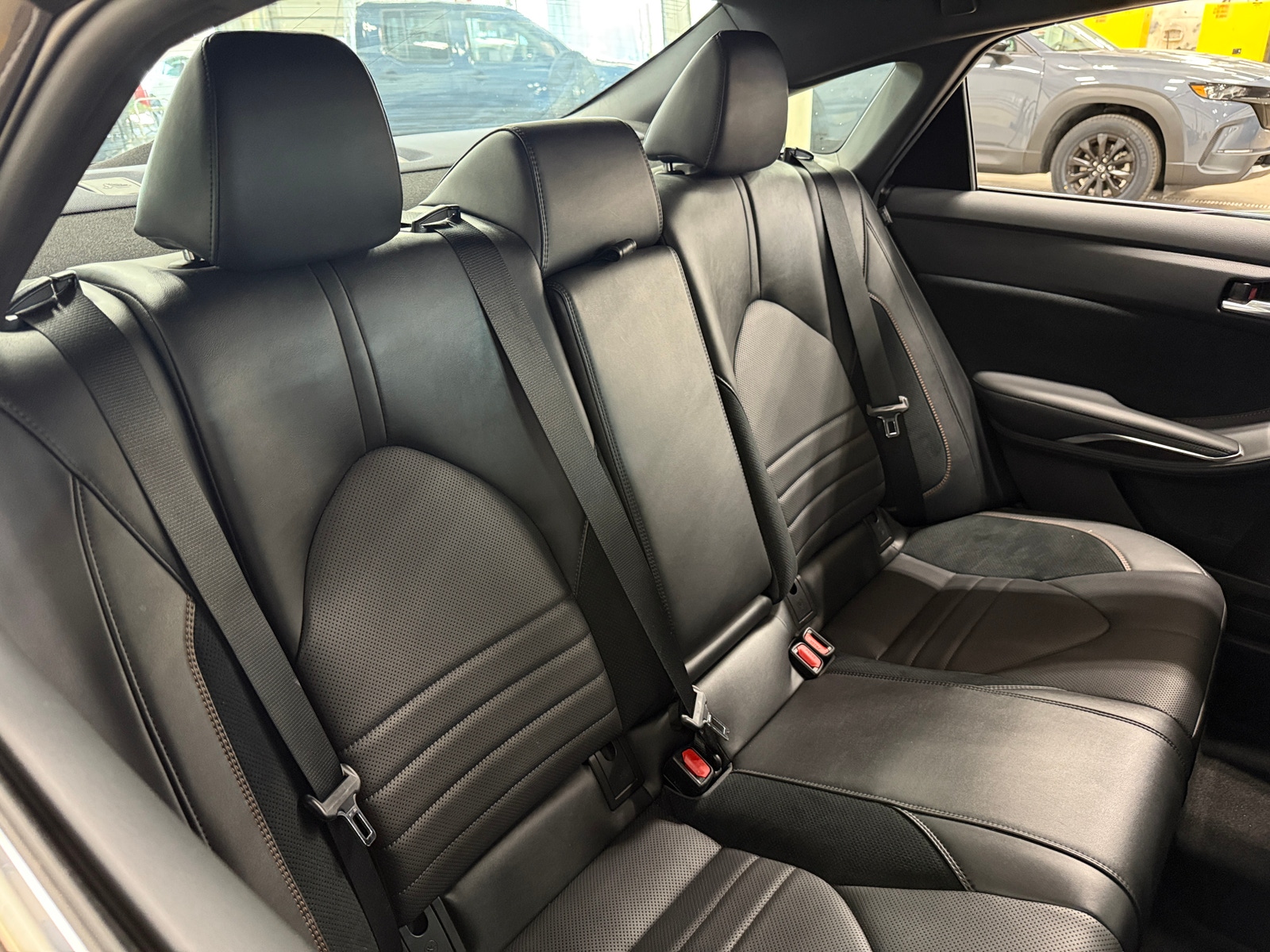 Thumbnail: 2019 Toyota Avalon - 5