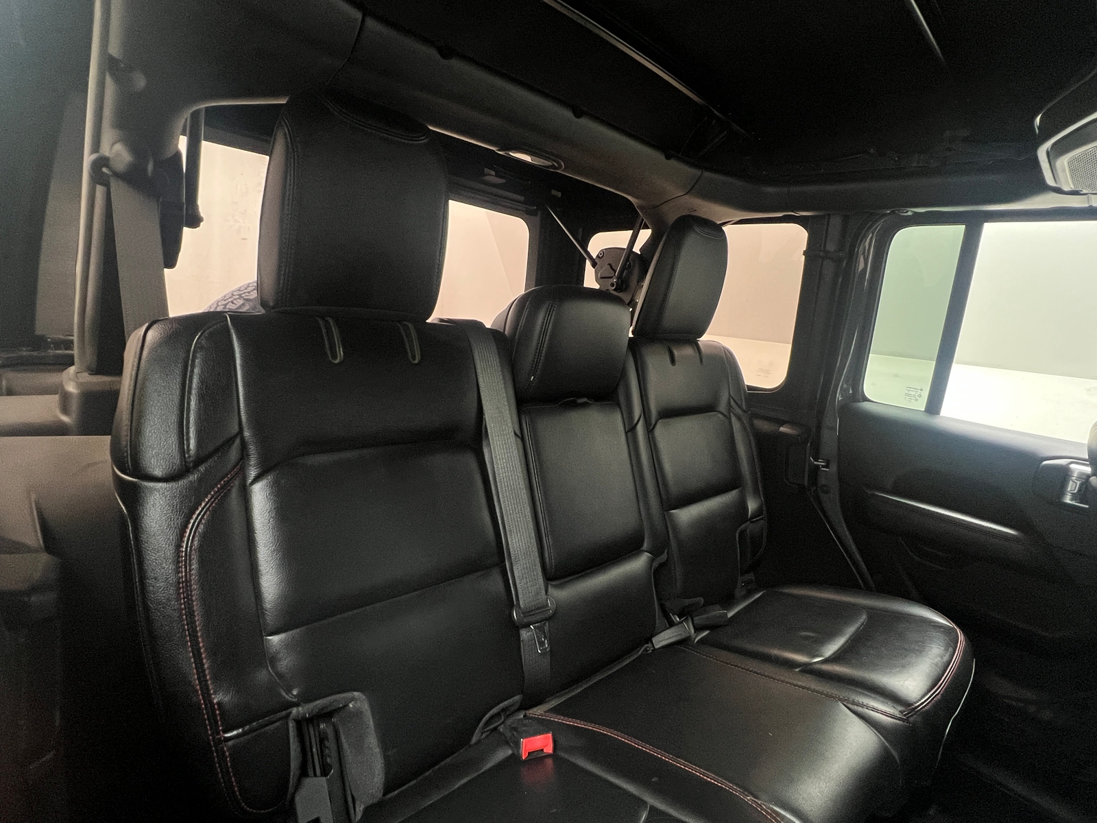 Thumbnail: 2020 Jeep Wrangler - 5