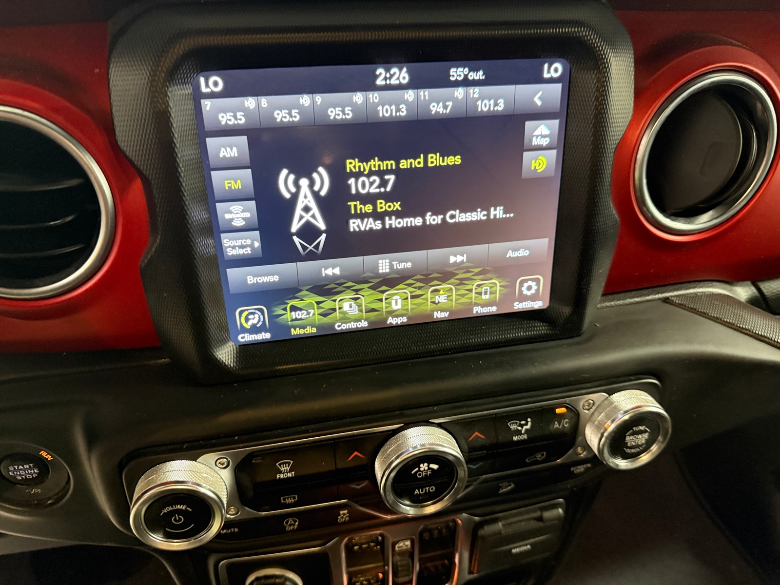 Thumbnail: 2020 Jeep Wrangler - 3