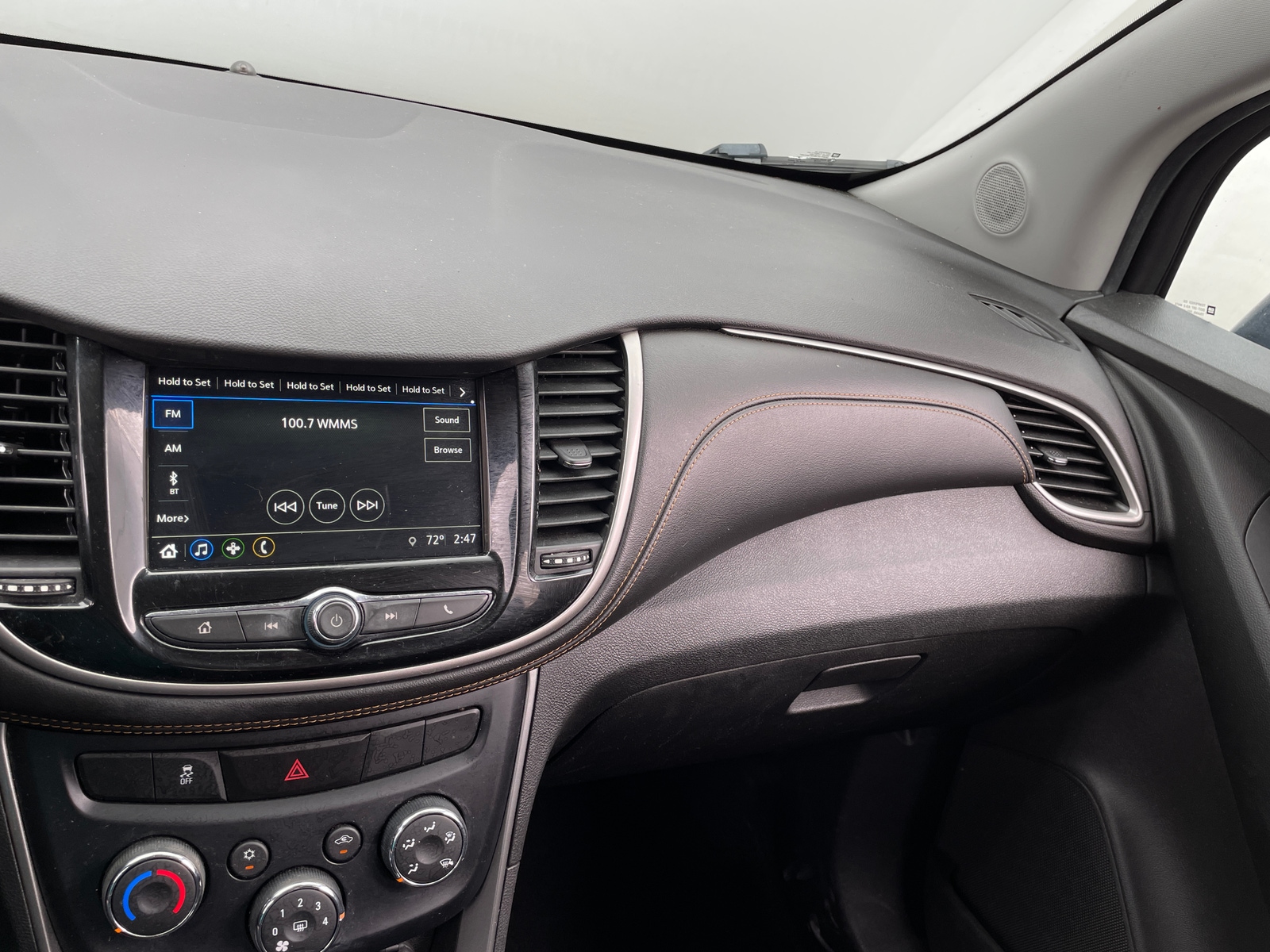 Thumbnail: 2018 Chevrolet Trax - 4
