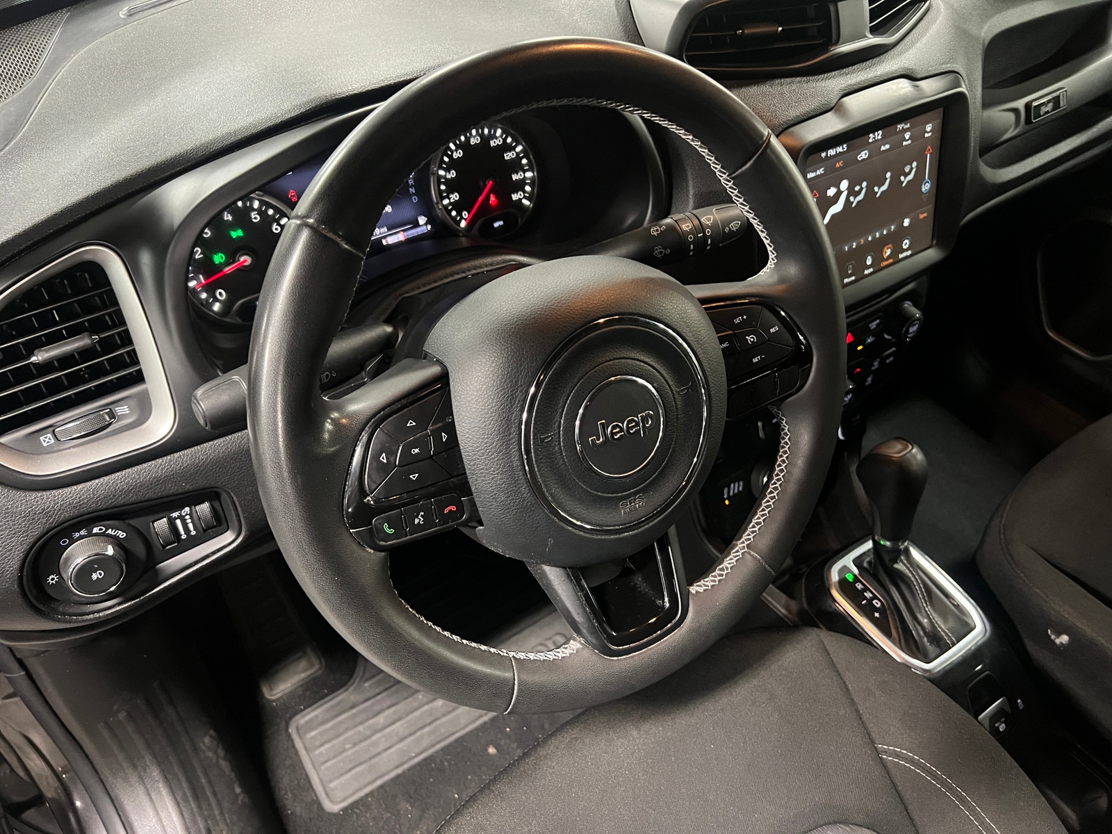 Thumbnail: 2021 Jeep Renegade - 5