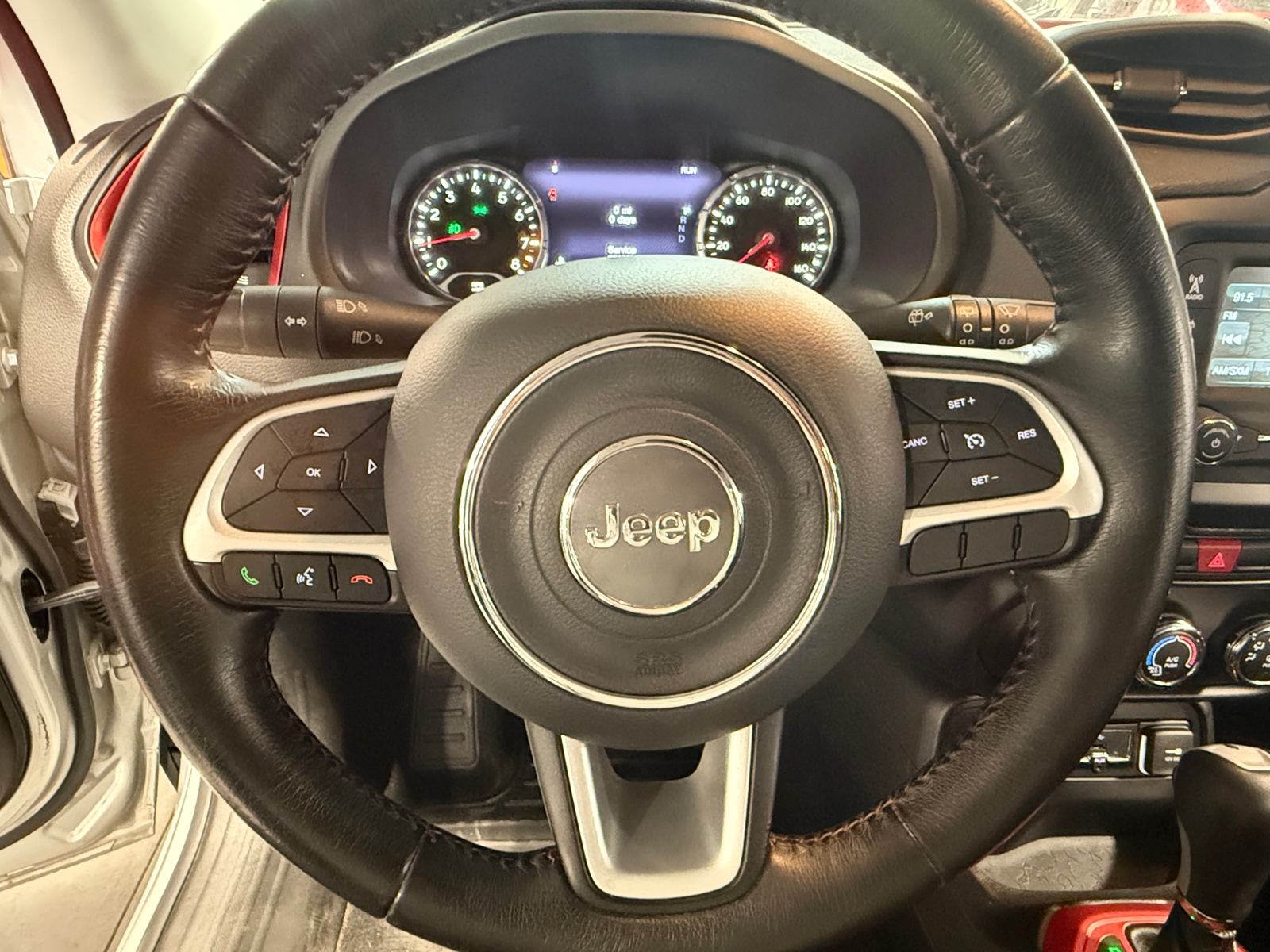 Thumbnail: 2015 Jeep Renegade - 5