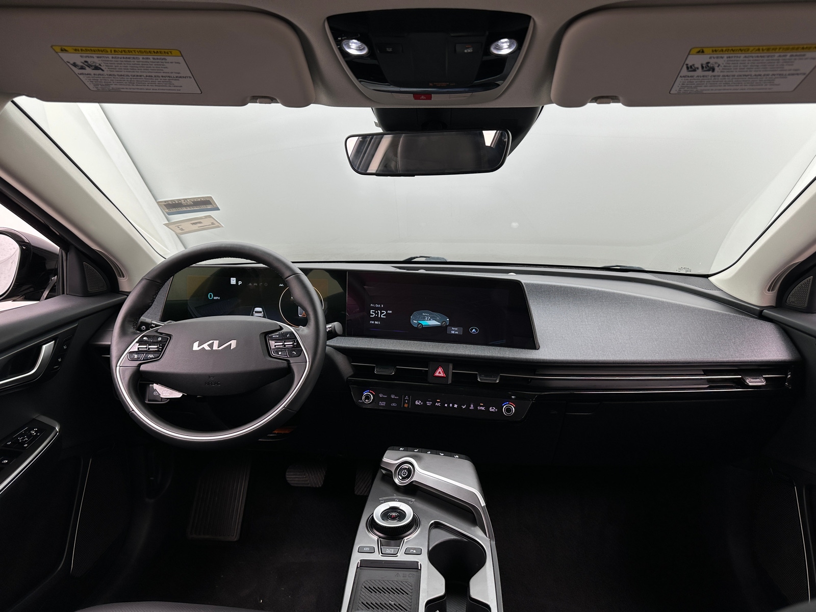Thumbnail: 2022 Kia EV6 - 2