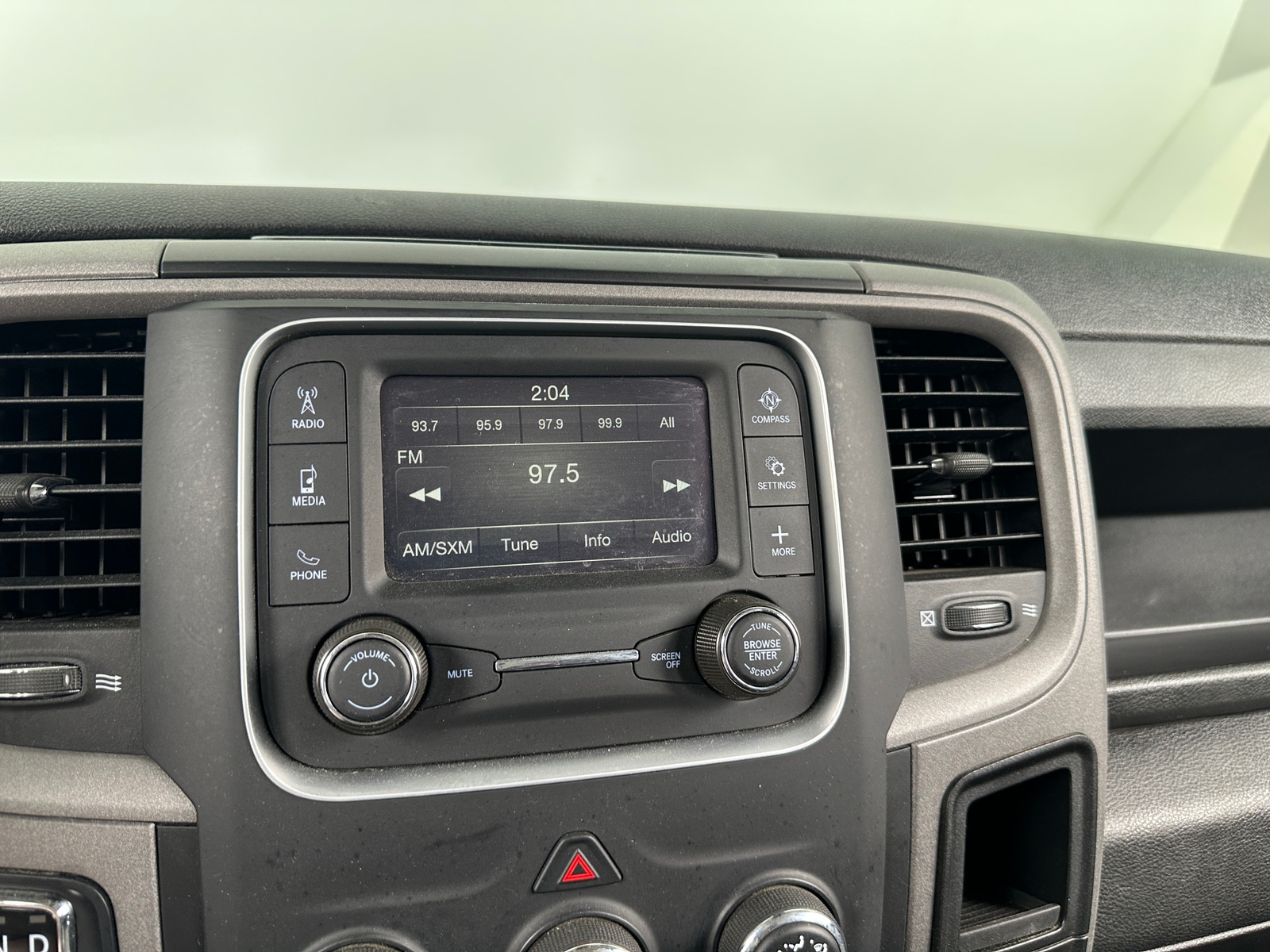 Thumbnail: 2024 RAM 1500 Classic - 4