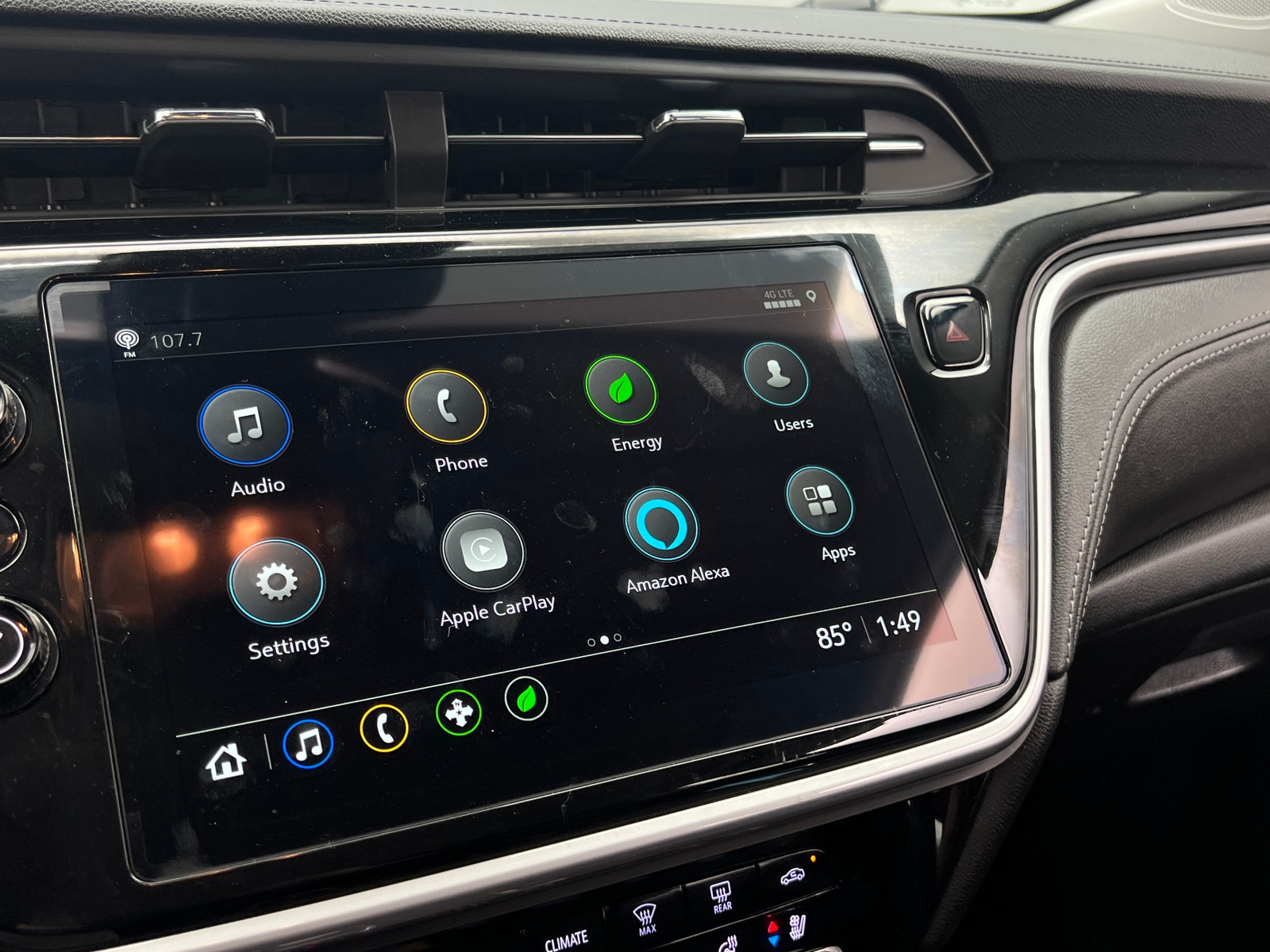 Thumbnail: 2023 Chevrolet Bolt EUV - 3