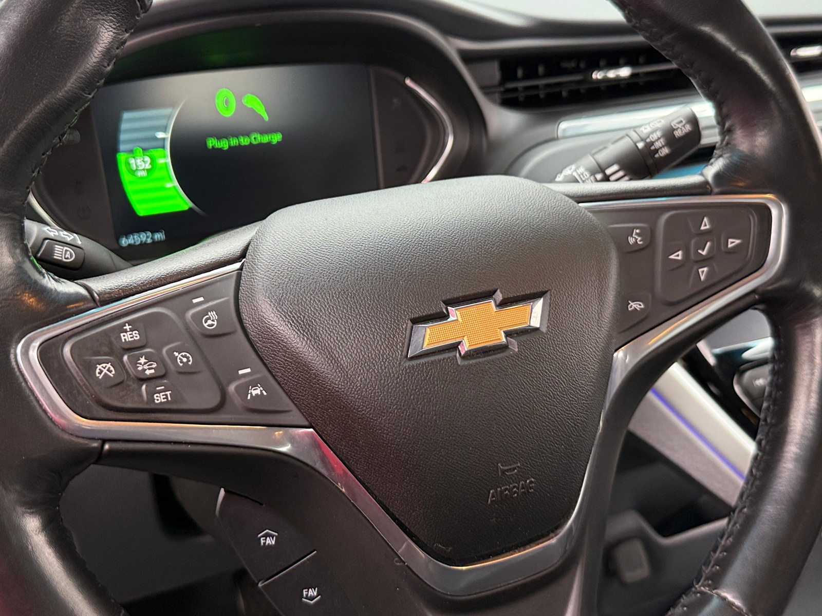 Thumbnail: 2019 Chevrolet Bolt EV - 4