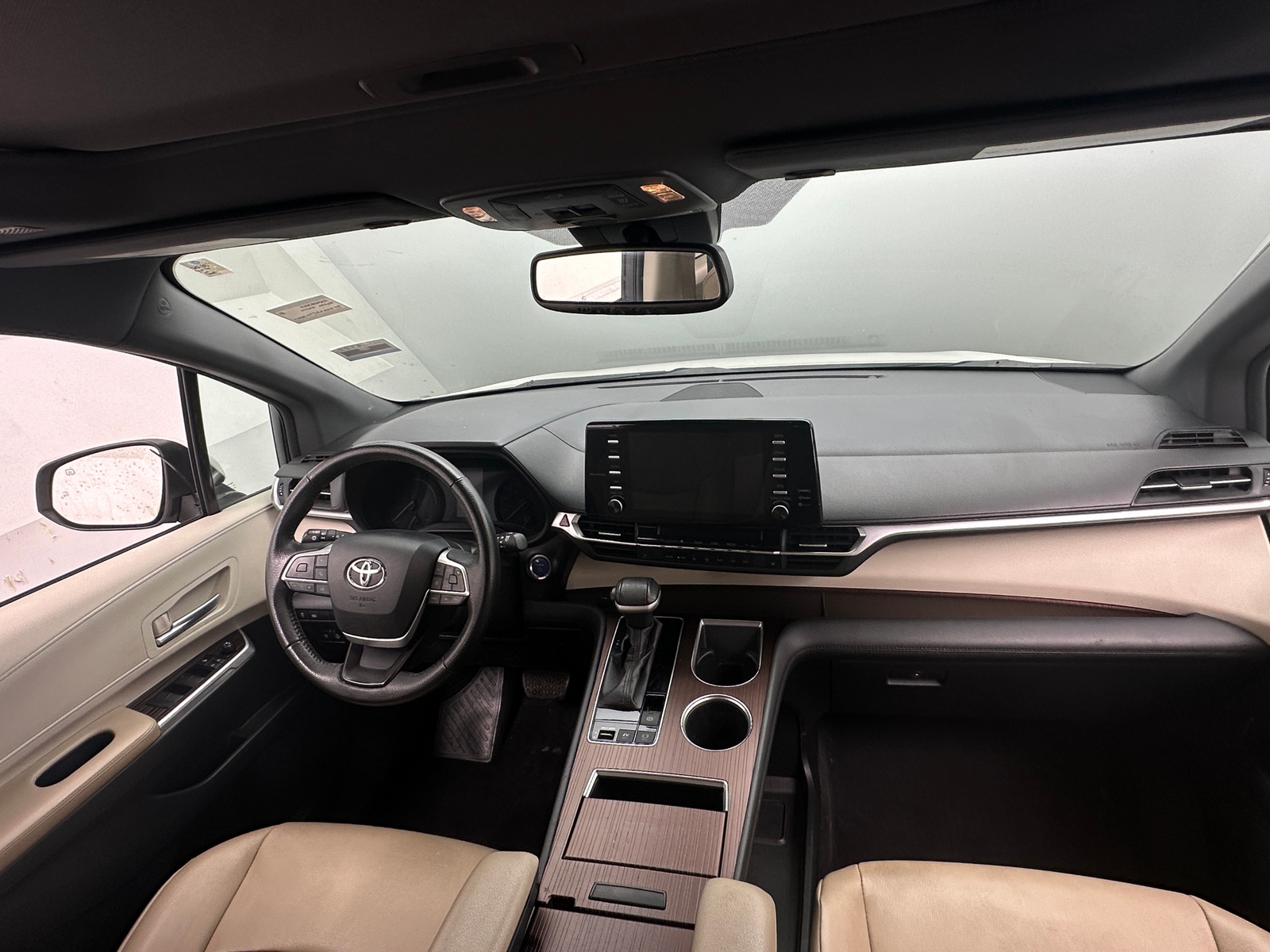 Thumbnail: 2021 Toyota Sienna - 2