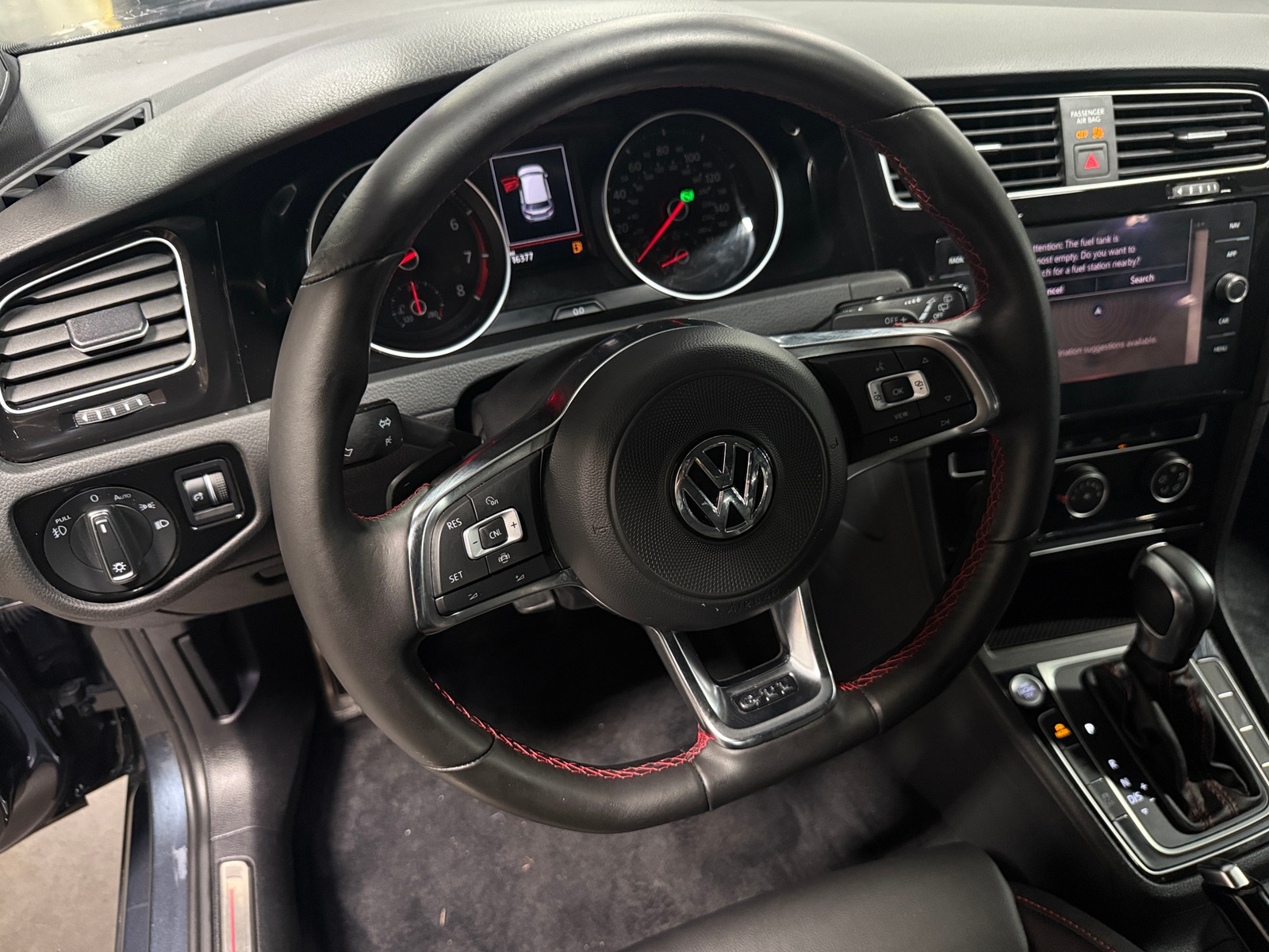 Thumbnail: 2021 Volkswagen Golf - 4