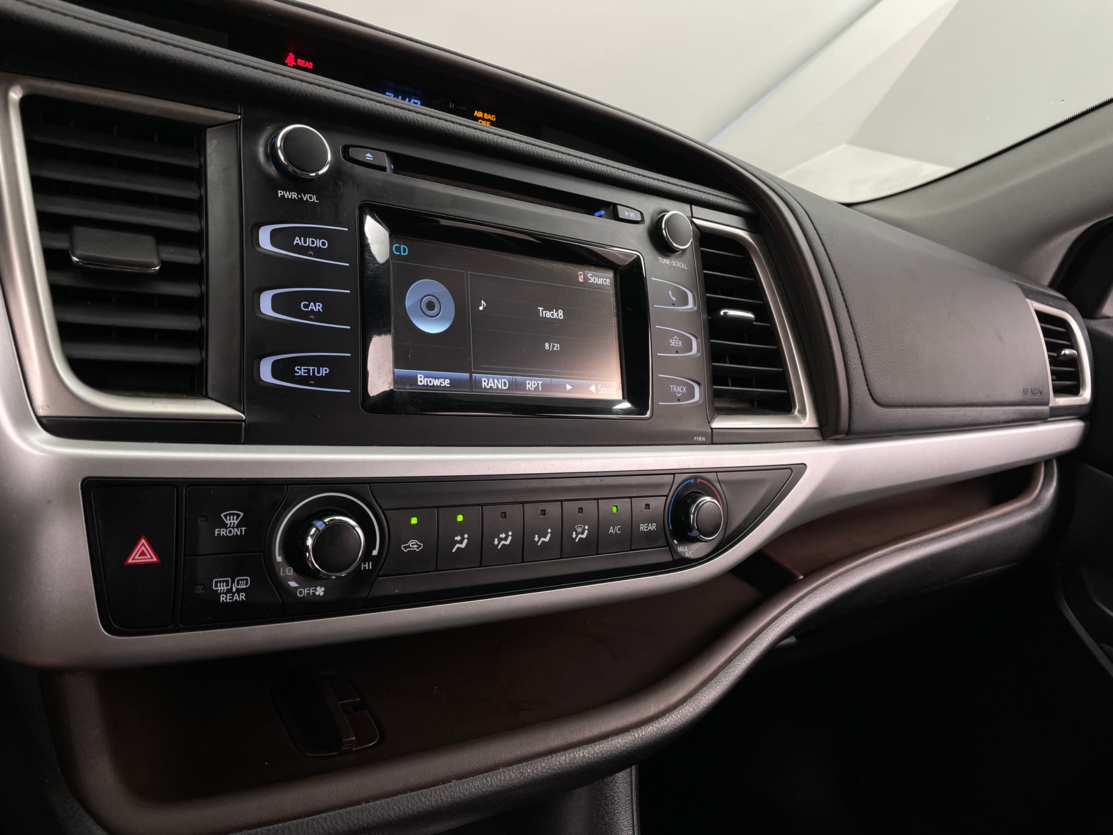 Thumbnail: 2019 Toyota Highlander - 4