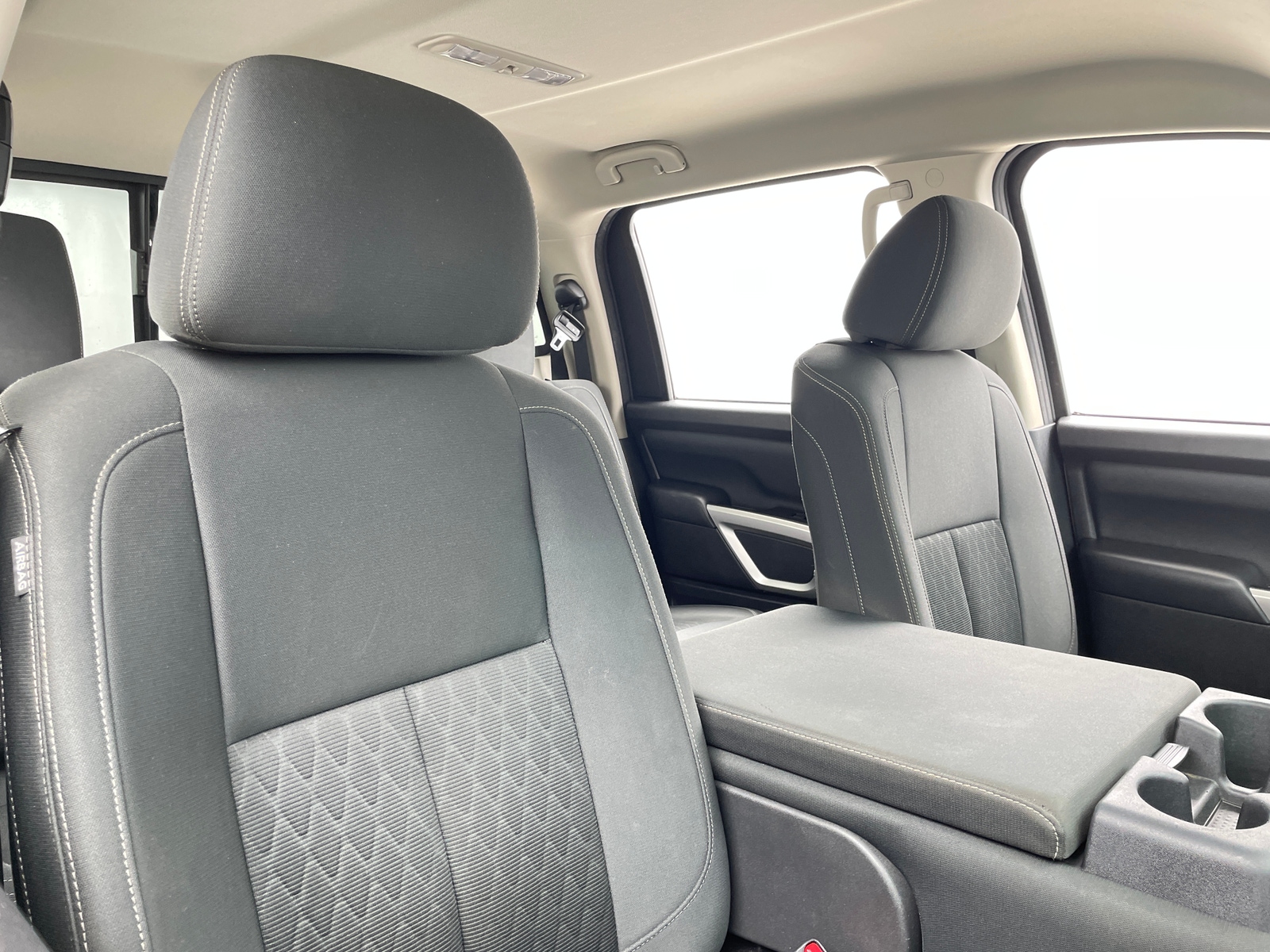 Thumbnail: 2019 Nissan Titan - 2