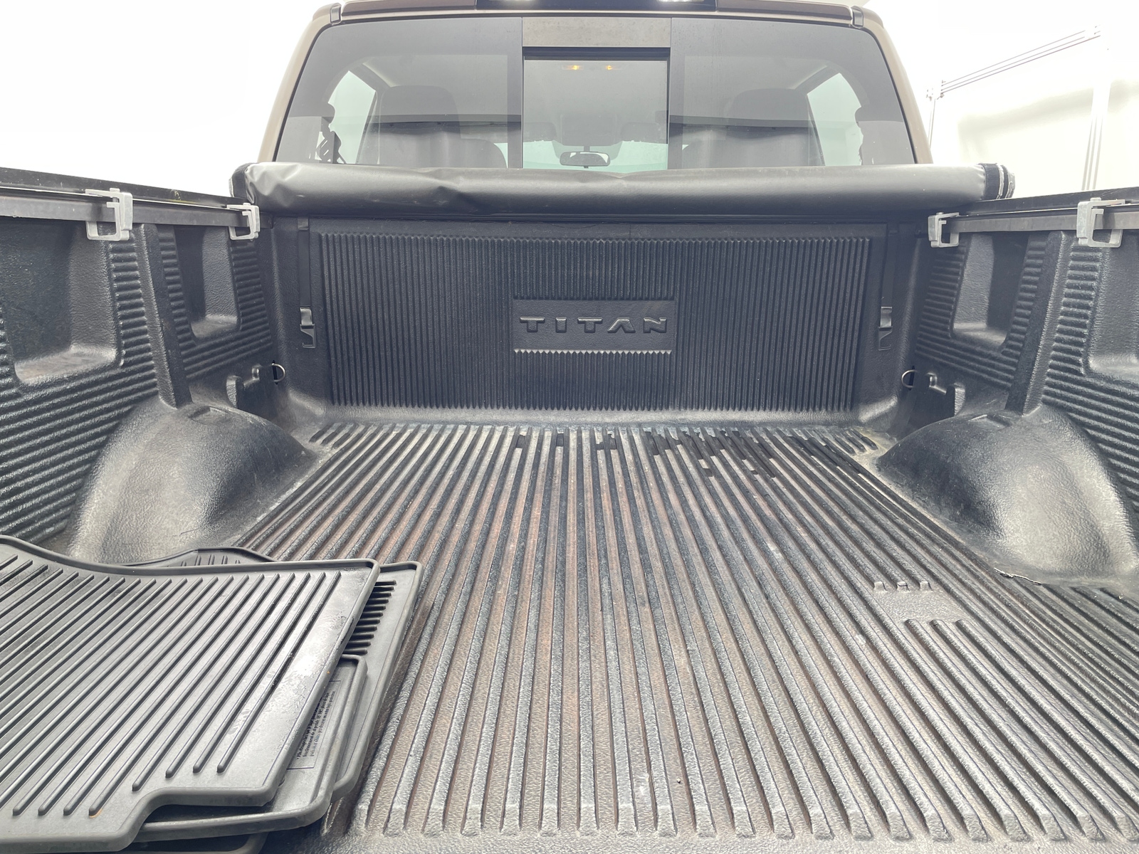 Thumbnail: 2019 Nissan Titan - 7