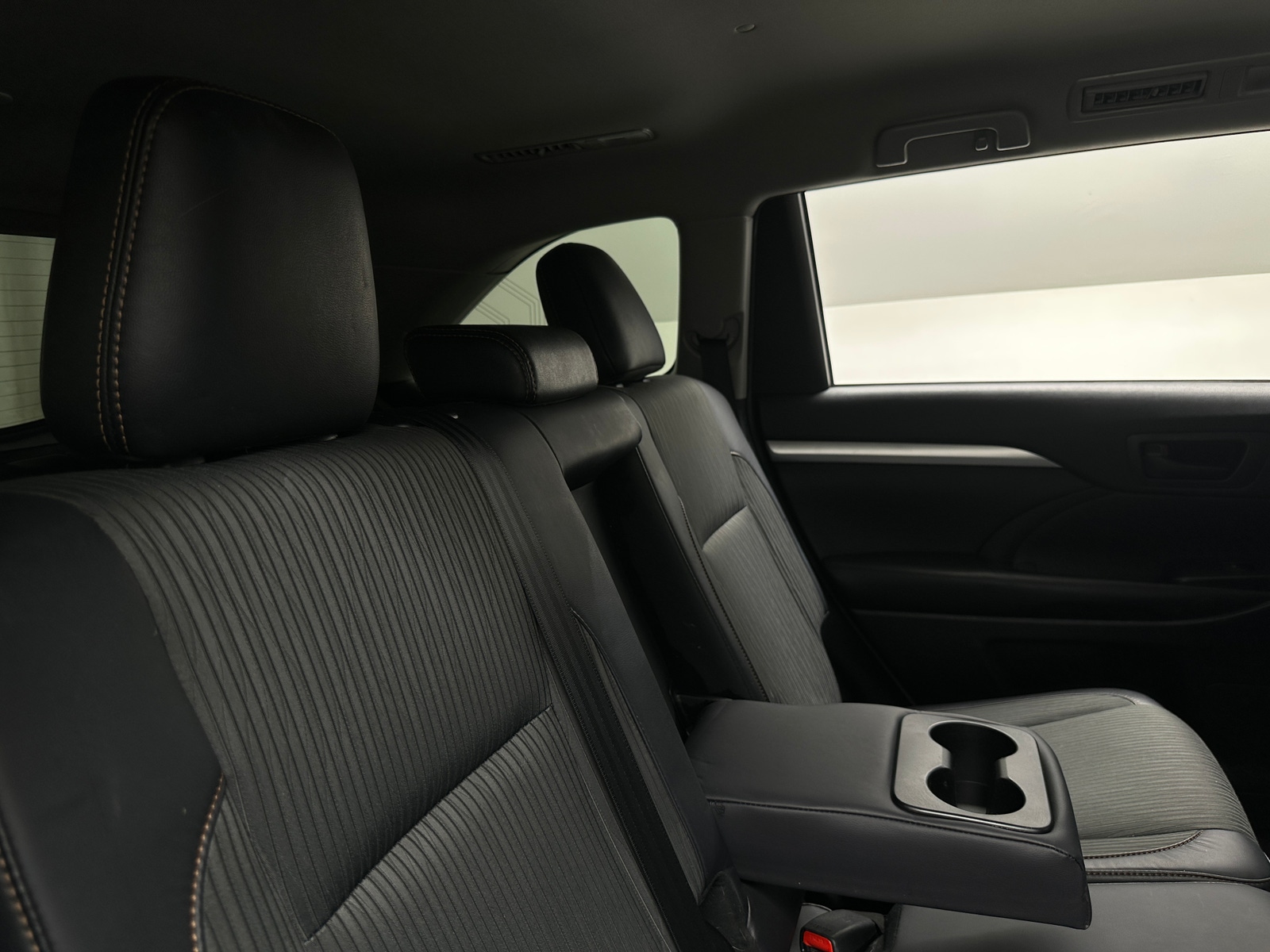 Thumbnail: 2018 Toyota Highlander - 6