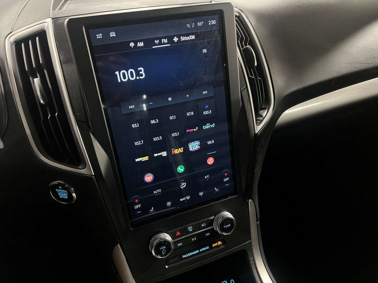 Thumbnail: 2024 Ford Edge - 3