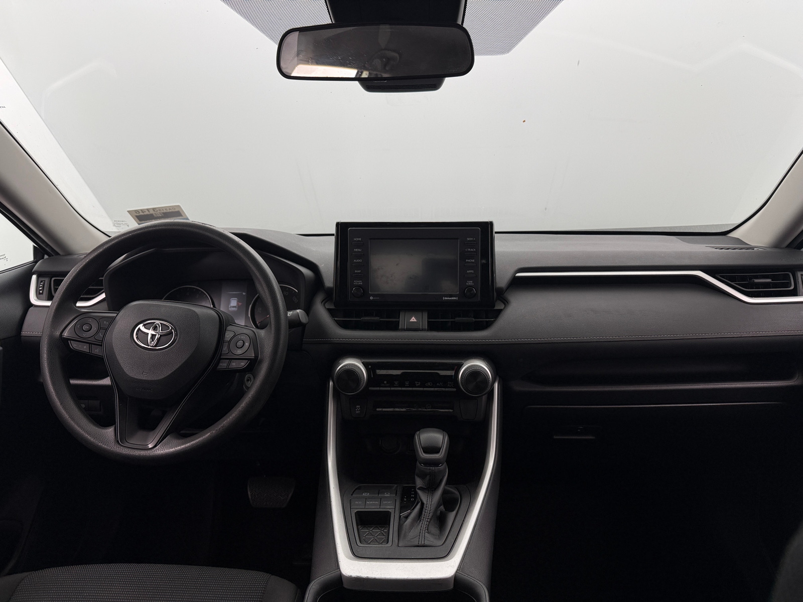Thumbnail: 2022 Toyota RAV4 - 3