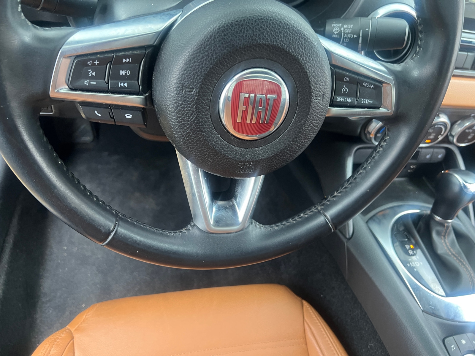Thumbnail: 2018 Fiat 124 Spider - 4
