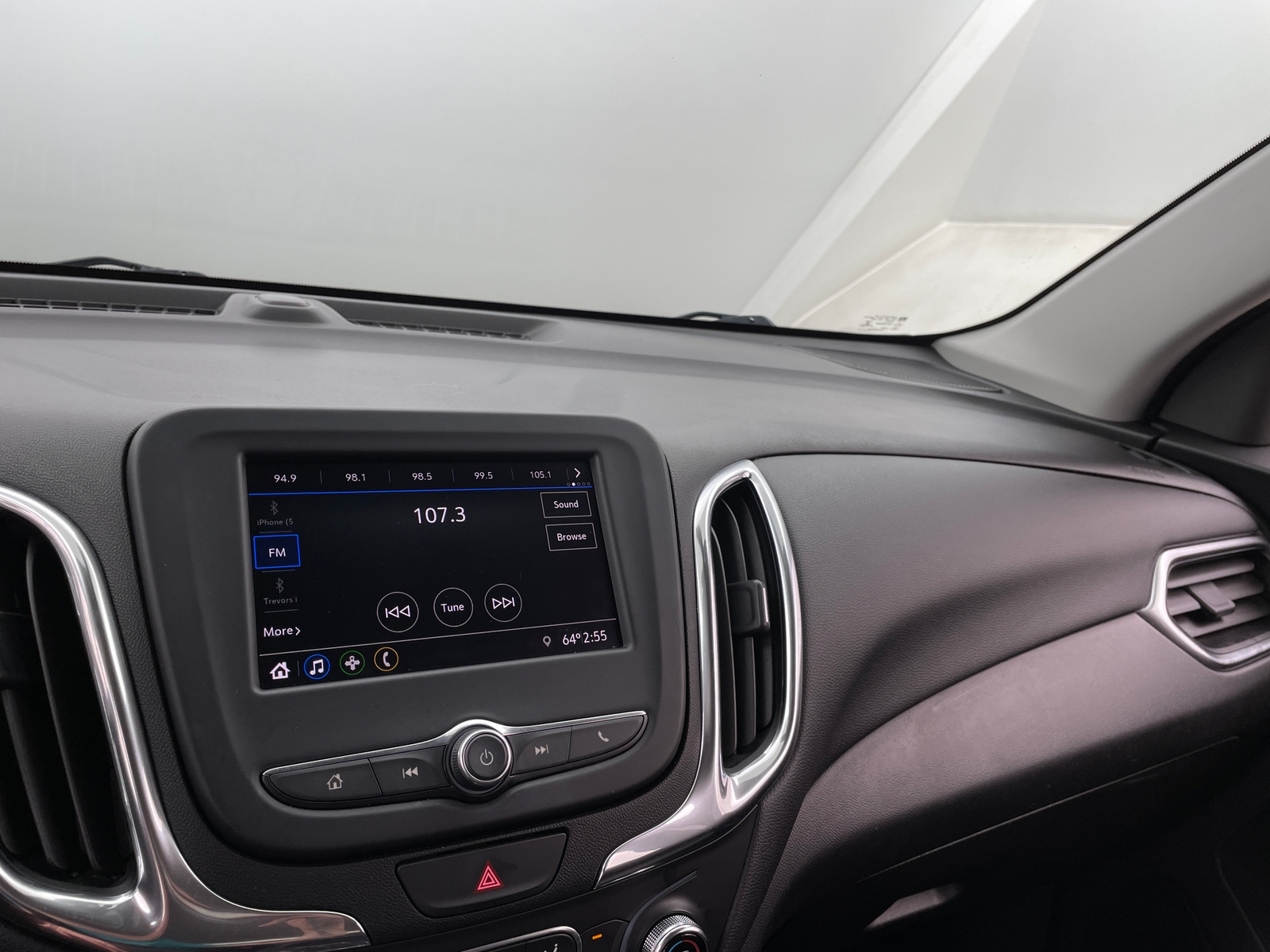 Thumbnail: 2020 Chevrolet Equinox - 4