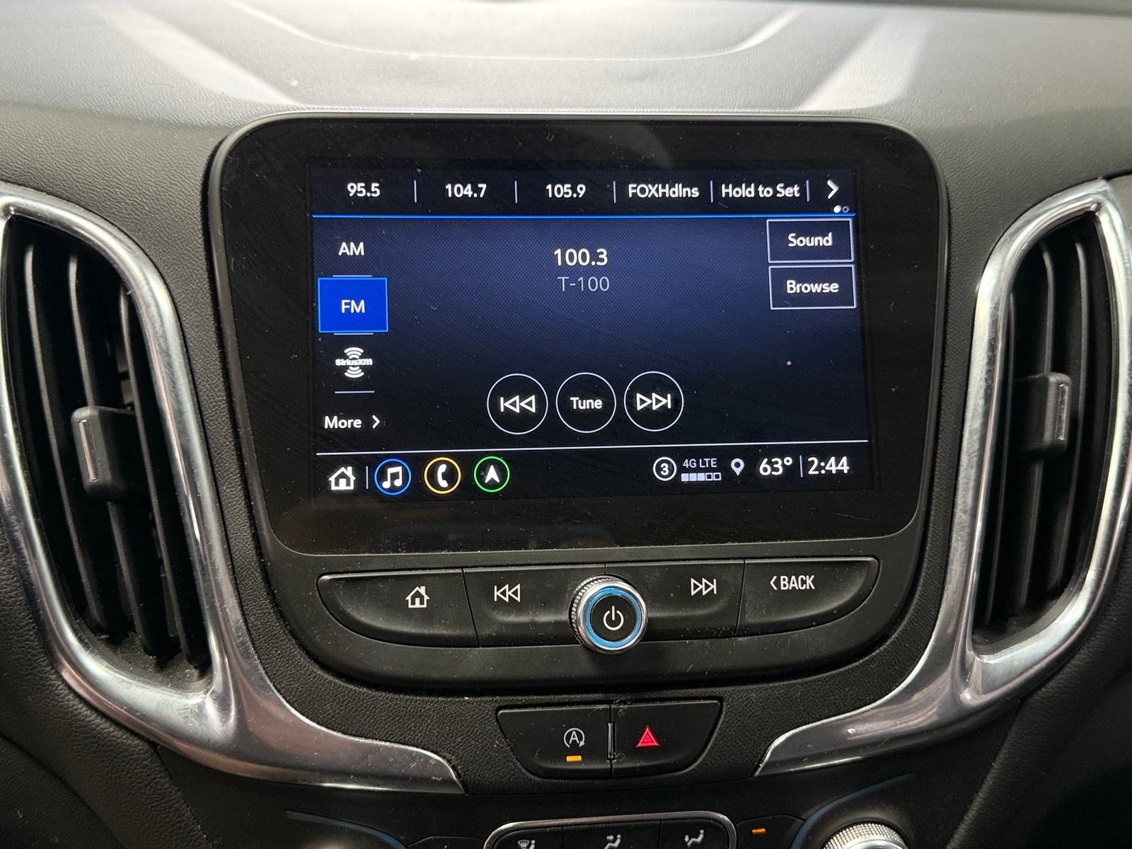 Thumbnail: 2022 Chevrolet Equinox - 4