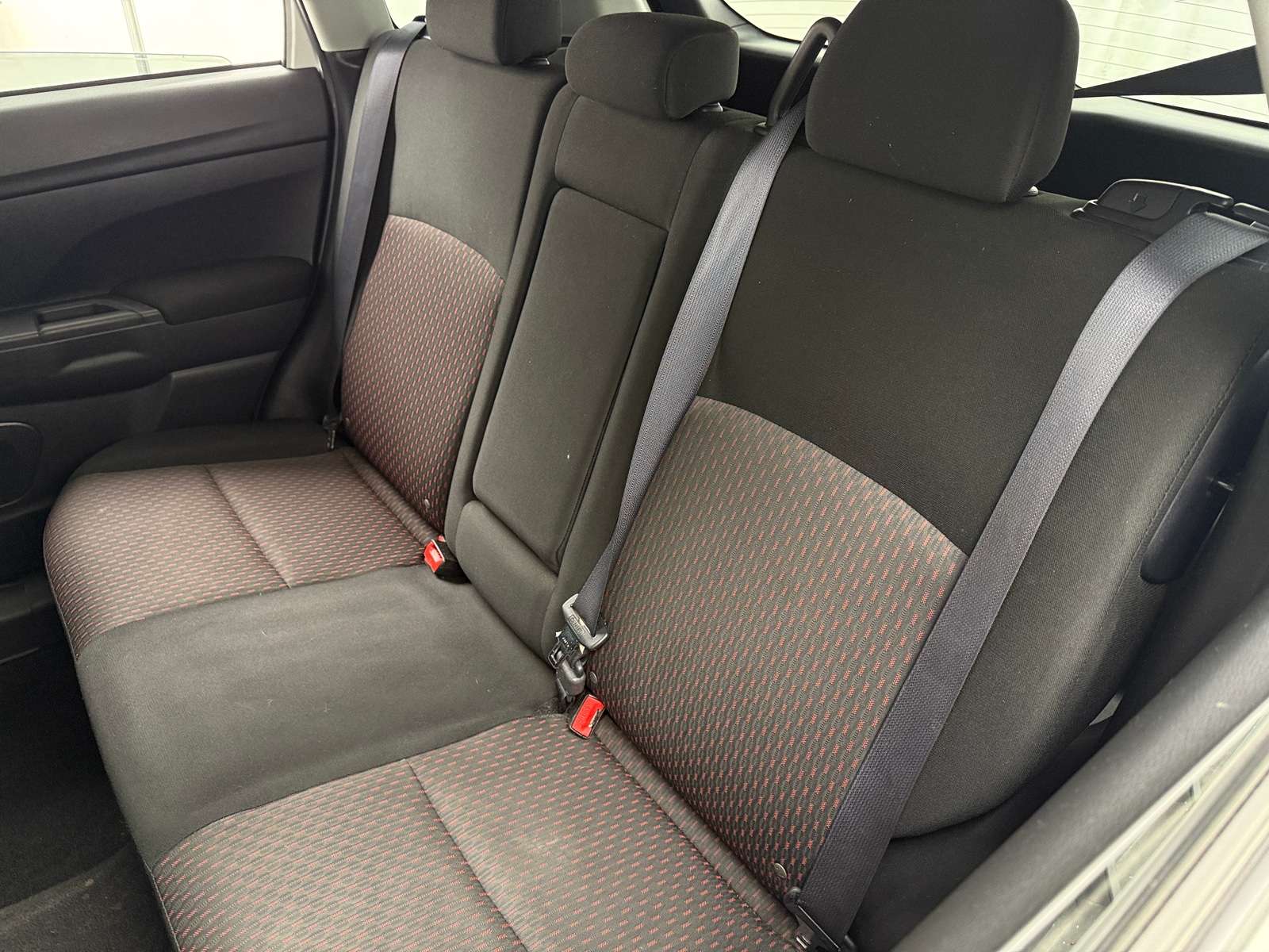 Thumbnail: 2017 Mitsubishi Outlander Sport - 6