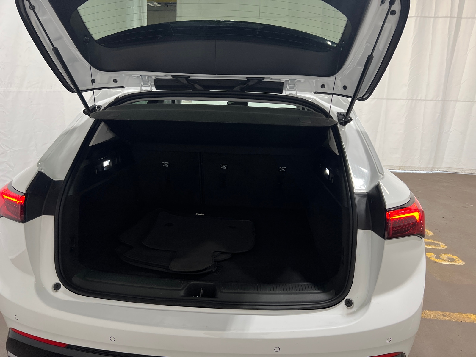 Thumbnail: 2024 Buick Envision - 6