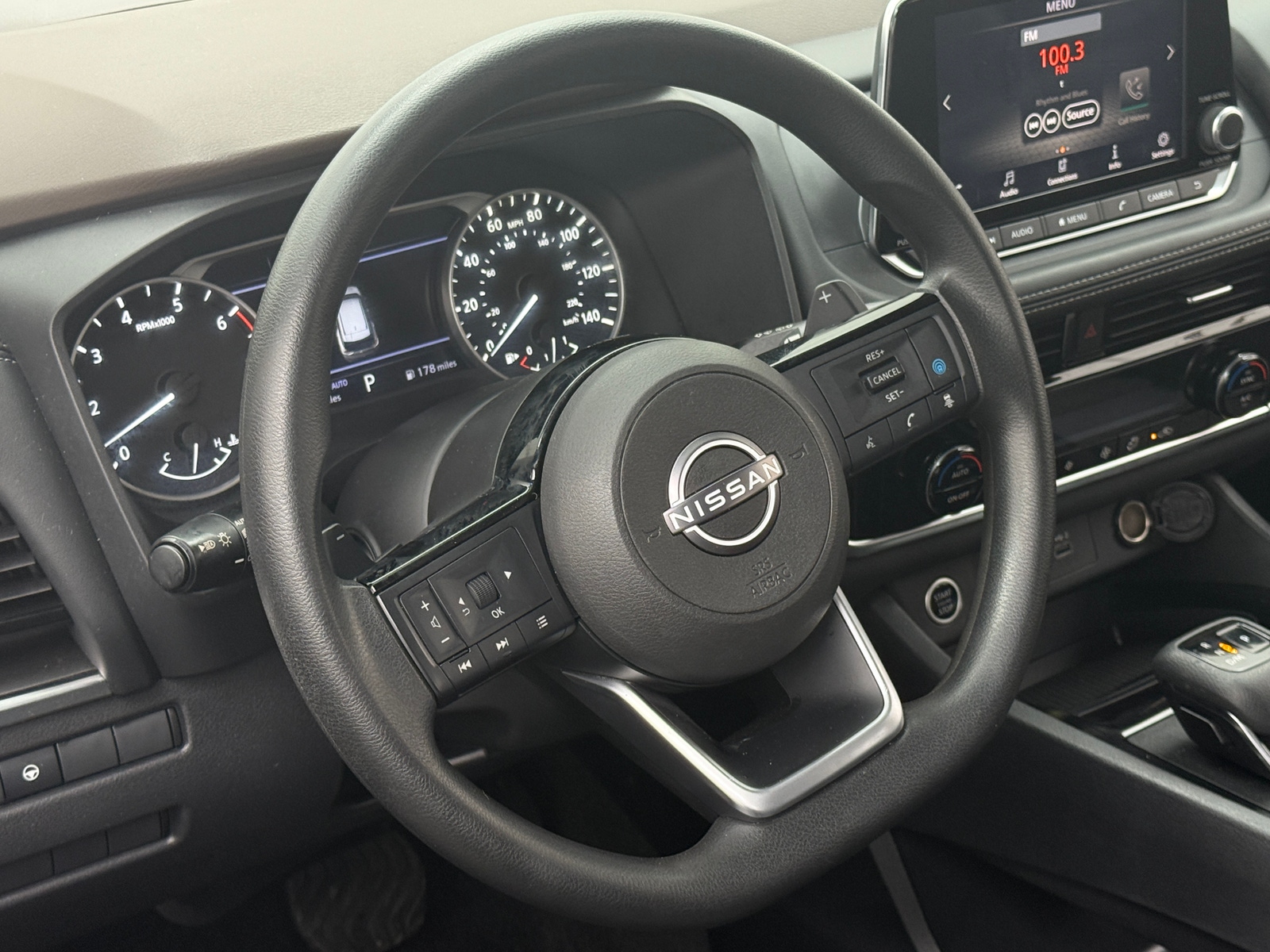 Thumbnail: 2022 Nissan Rogue - 5