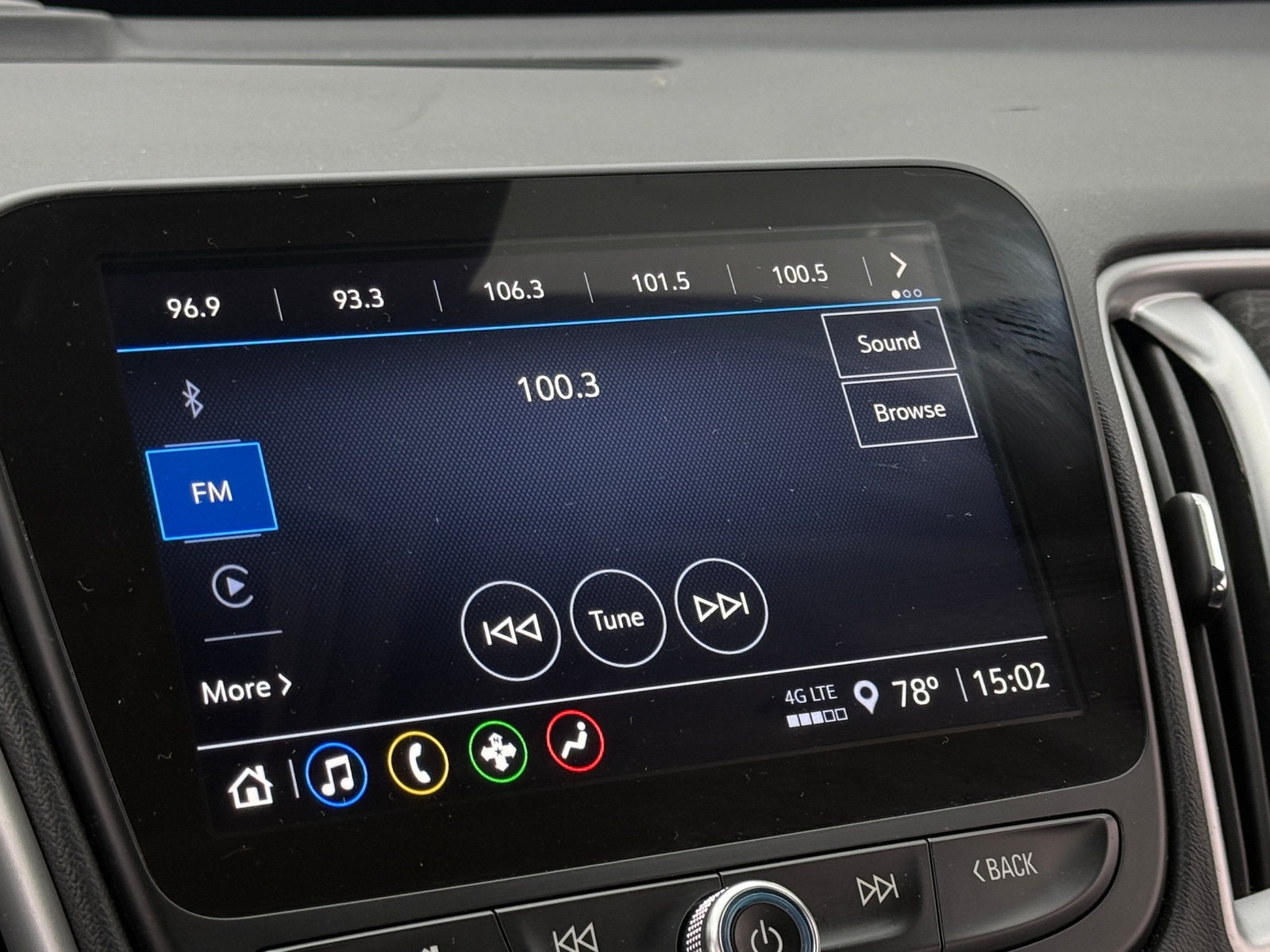 Thumbnail: 2024 Chevrolet Malibu - 4