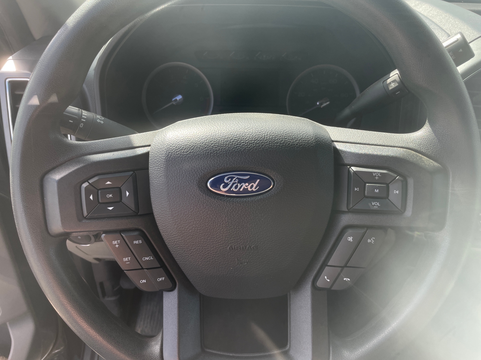 Thumbnail: 2022 Ford Econoline - 5