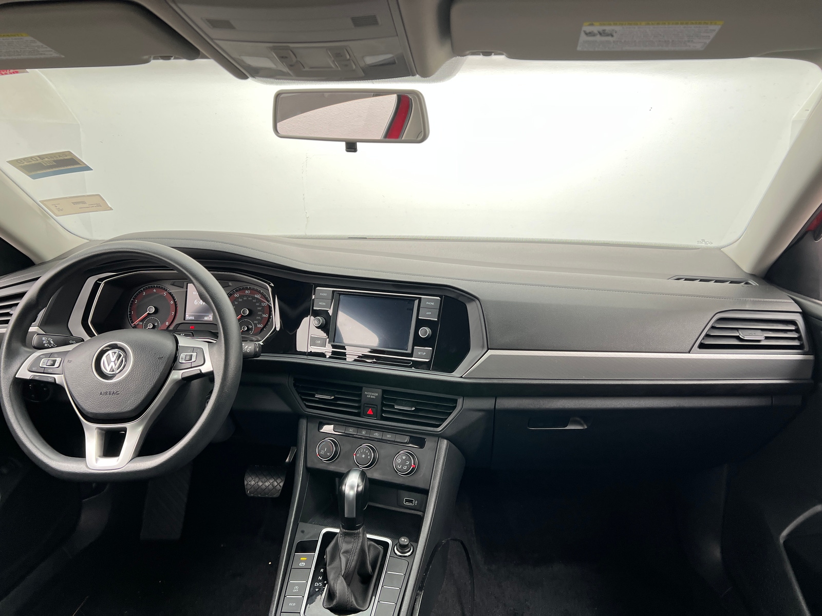 Thumbnail: 2019 Volkswagen Jetta - 3