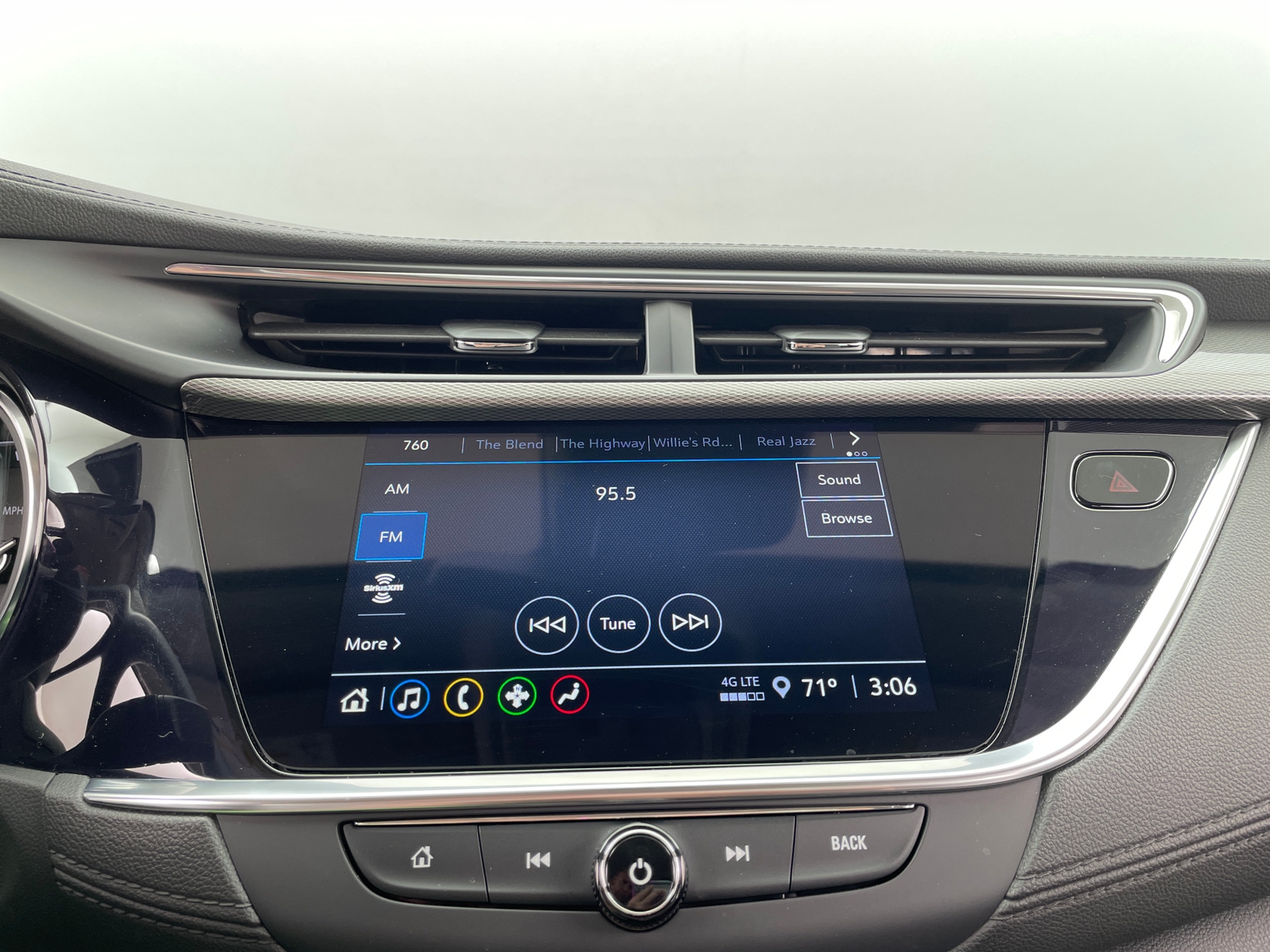 Thumbnail: 2023 Buick Encore GX - 4