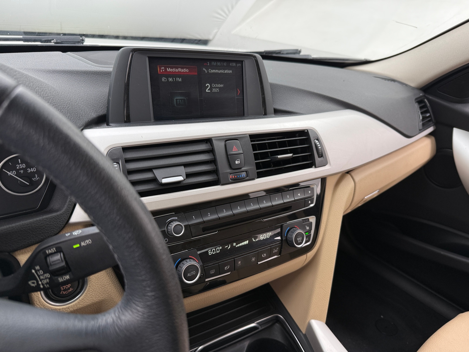 Thumbnail: 2018 BMW 3 Series - 3