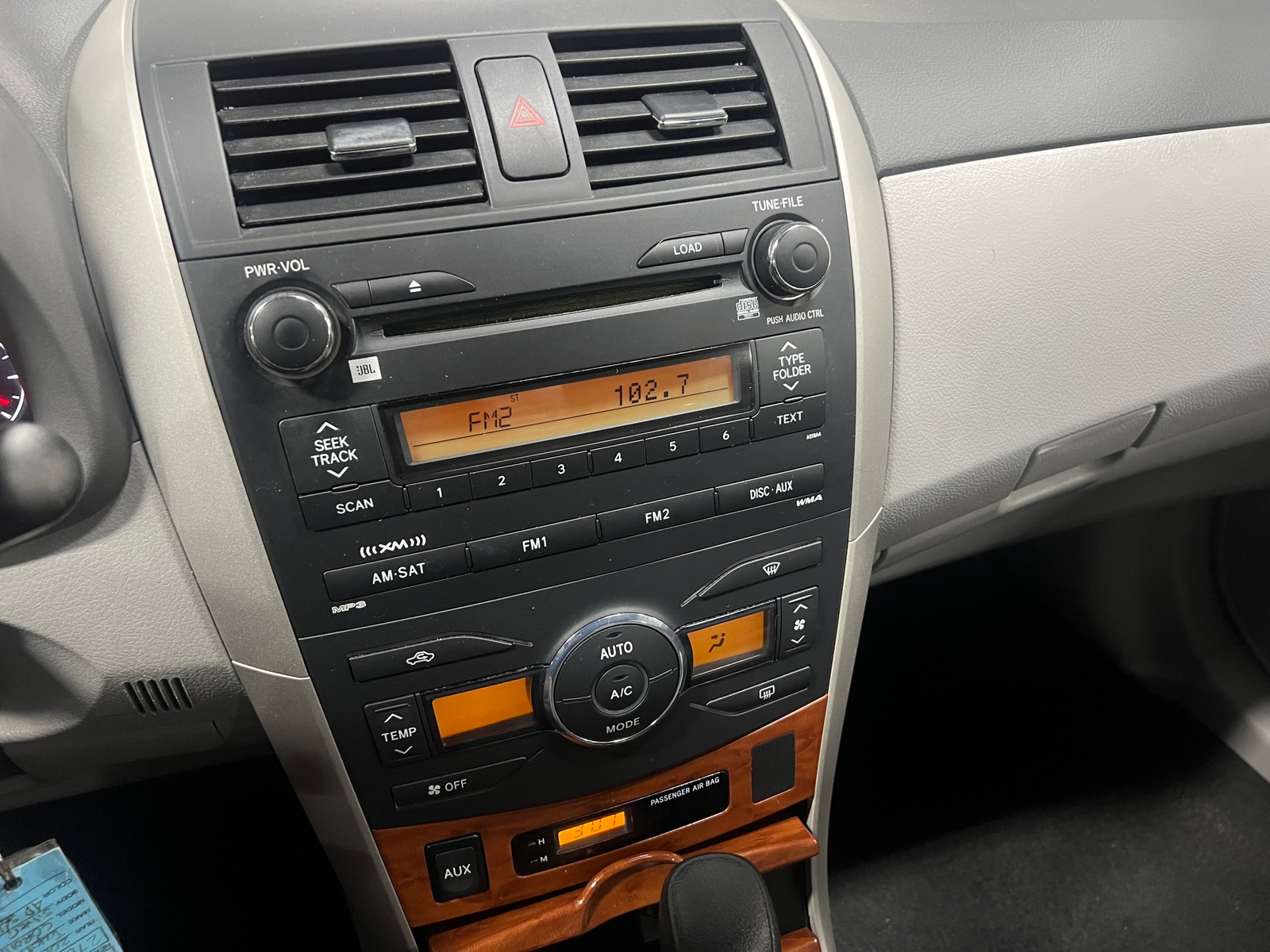 Thumbnail: 2010 Toyota Corolla - 4