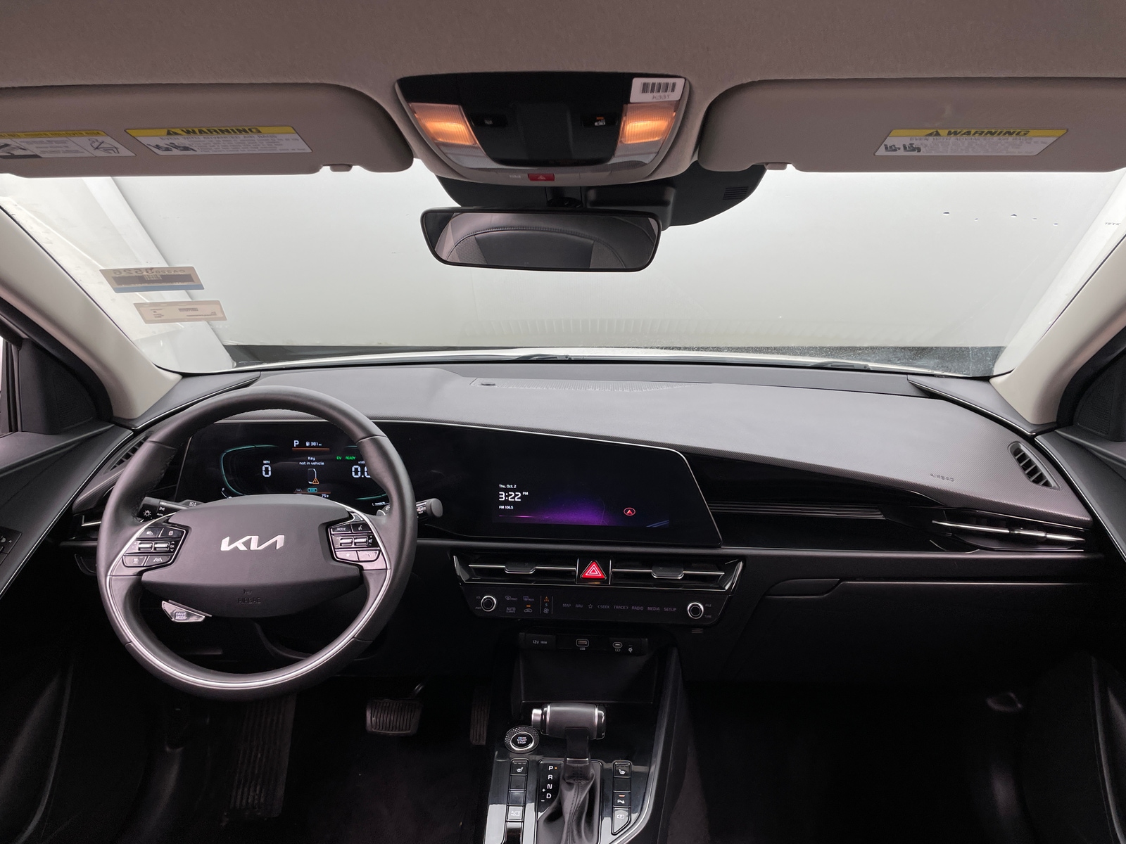Thumbnail: 2023 Kia Niro - 3
