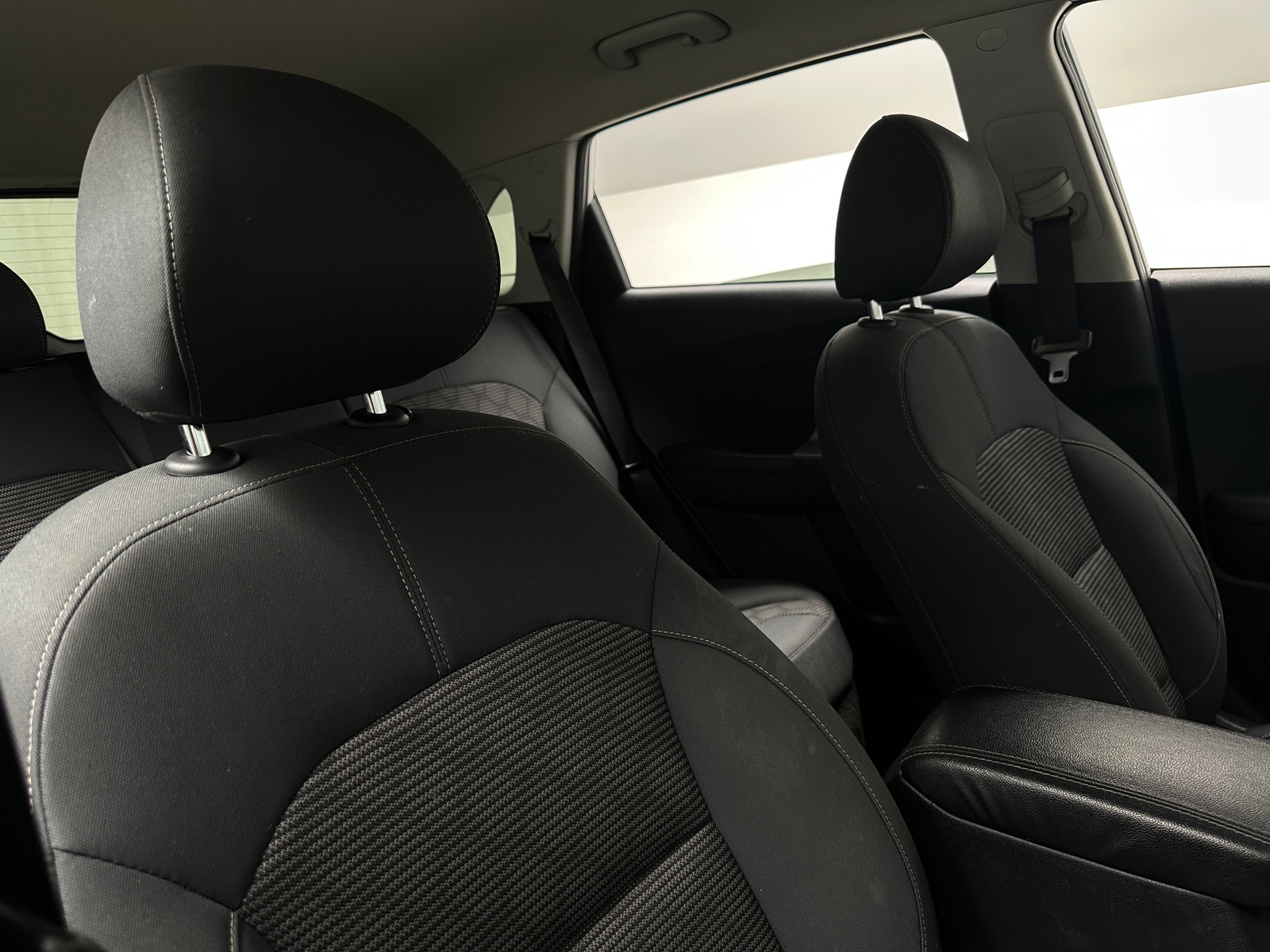 Thumbnail: 2019 Kia Niro - 2