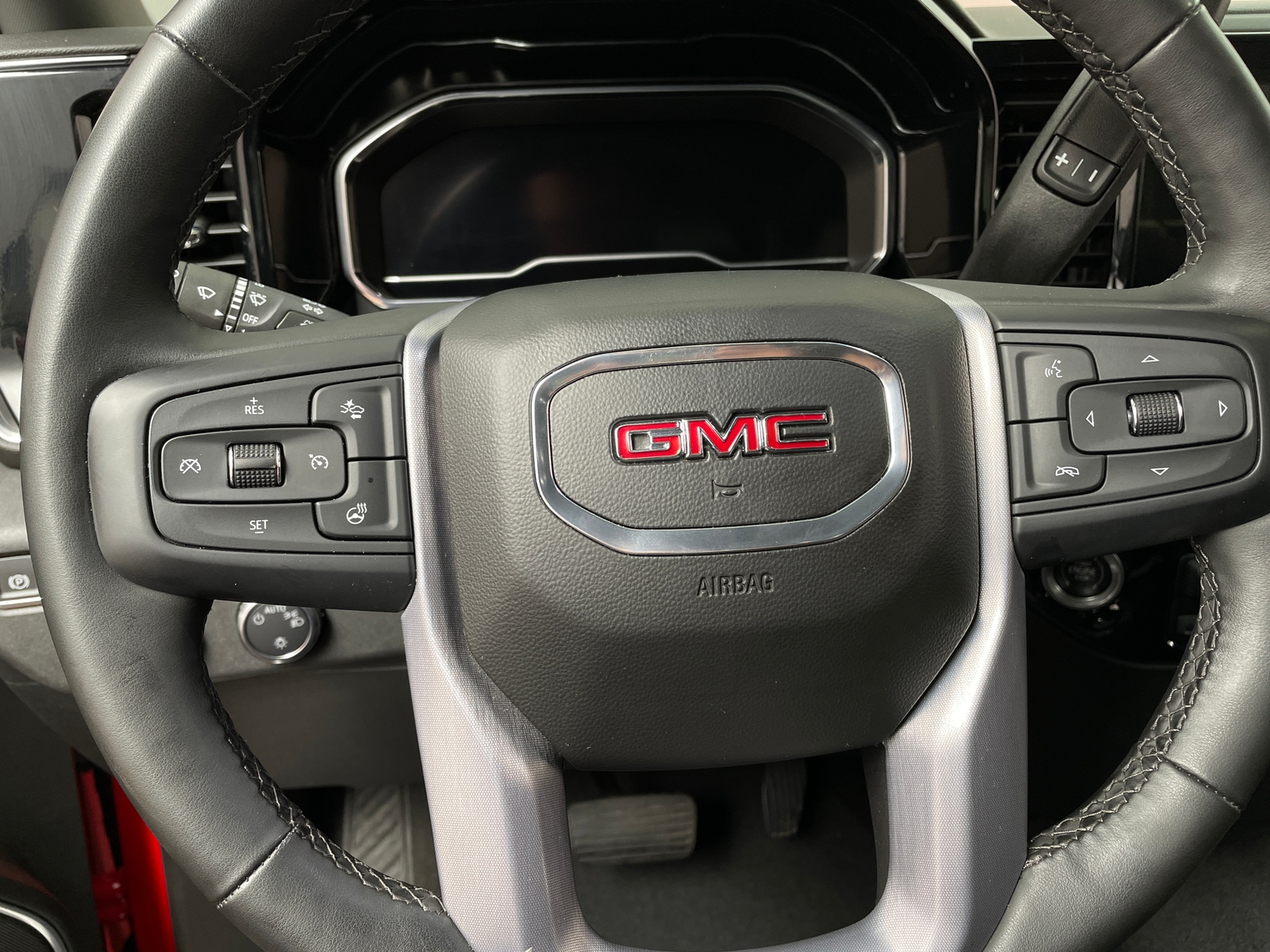 Thumbnail: 2023 GMC Sierra 1500 - 5