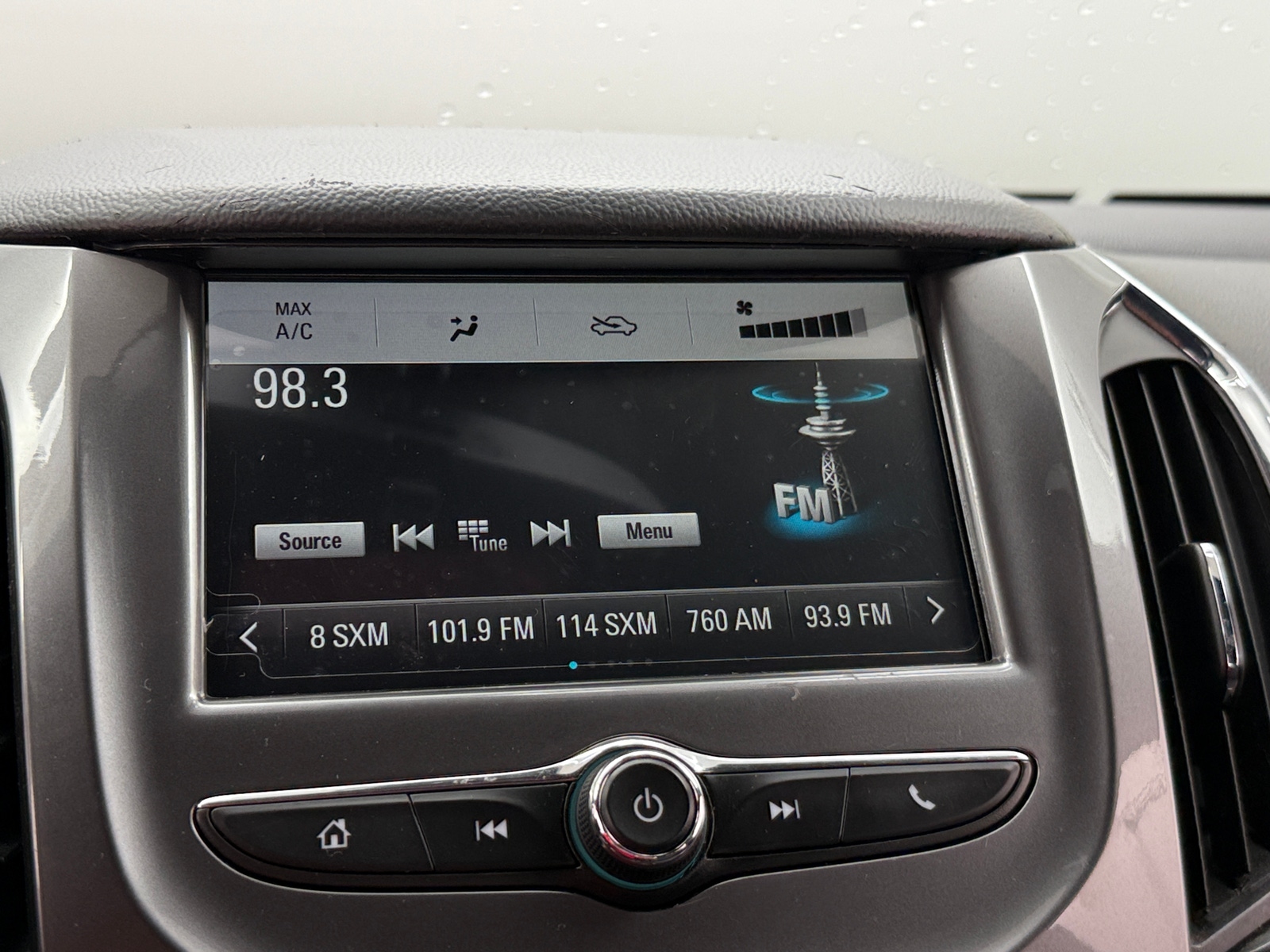 Thumbnail: 2016 Chevrolet Cruze - 4