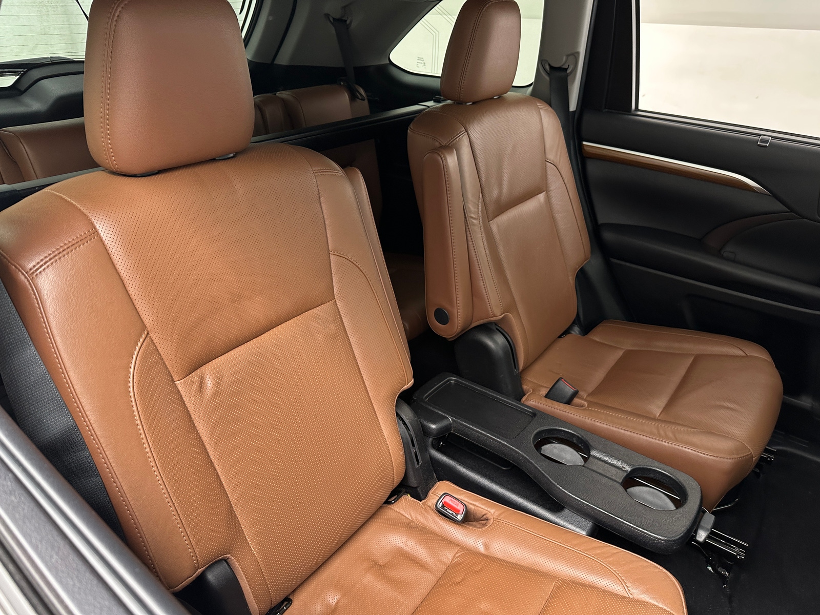 Thumbnail: 2019 Toyota Highlander - 5