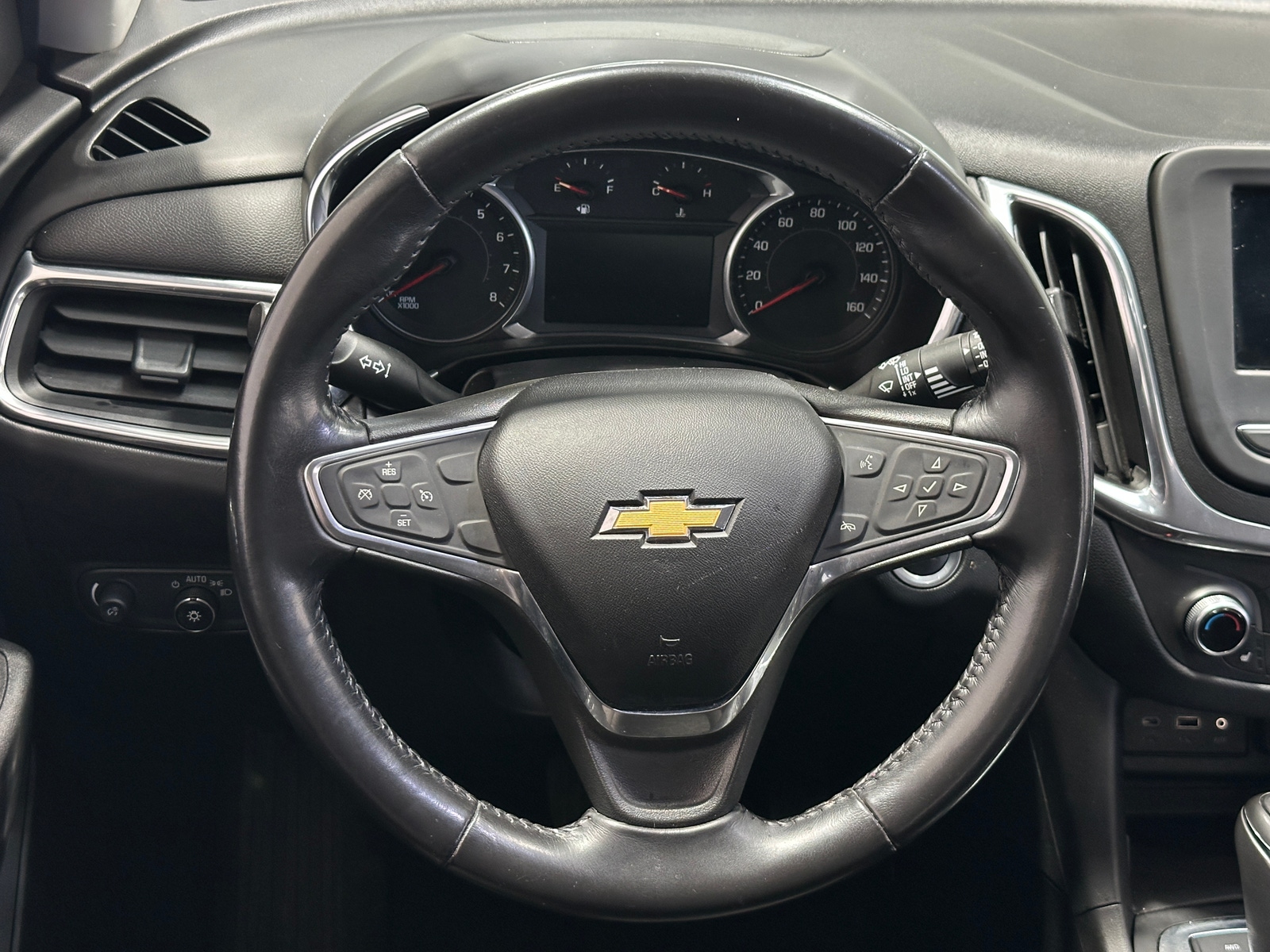 Thumbnail: 2019 Chevrolet Equinox - 5