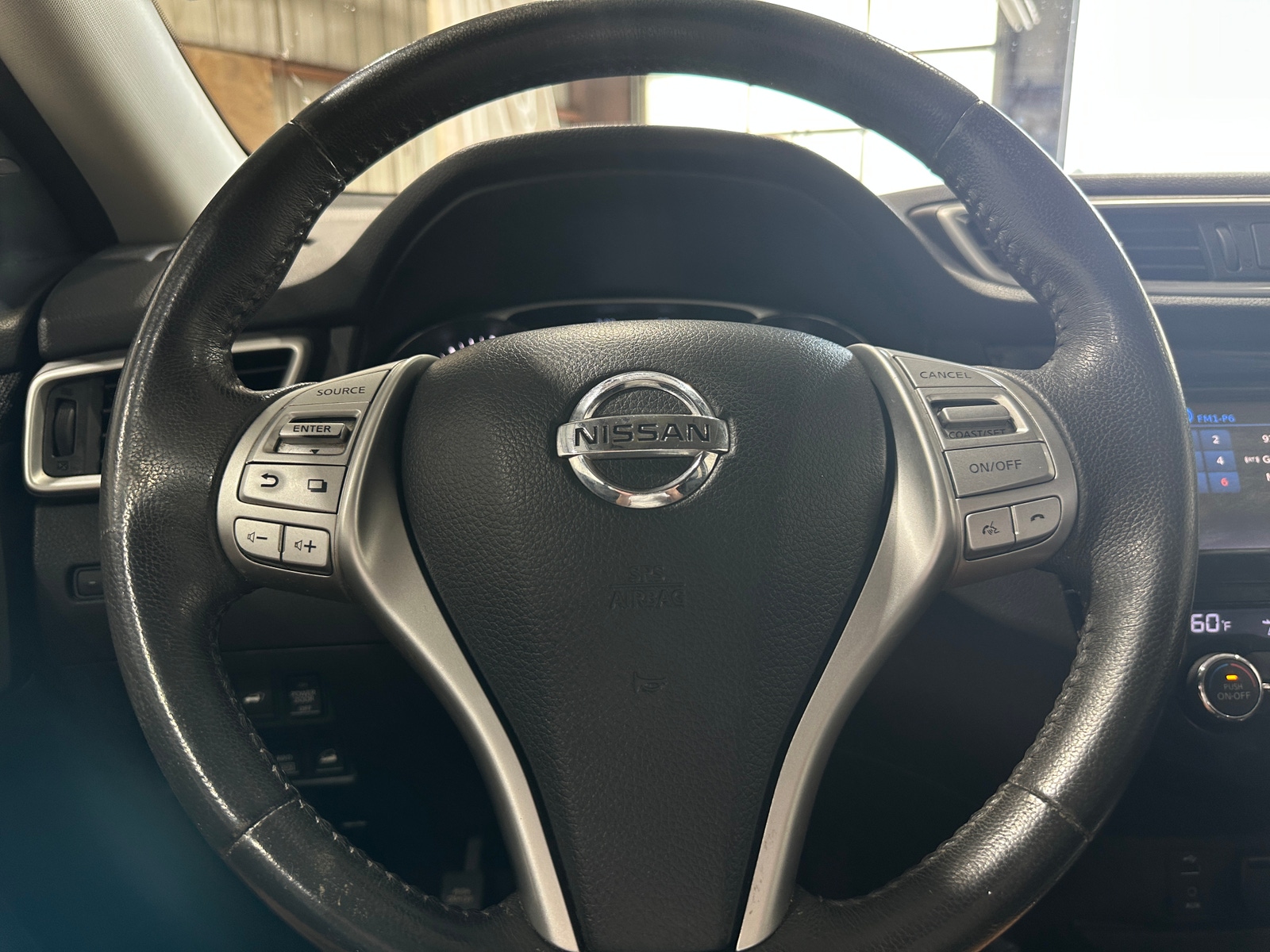 Thumbnail: 2016 Nissan Rogue - 4