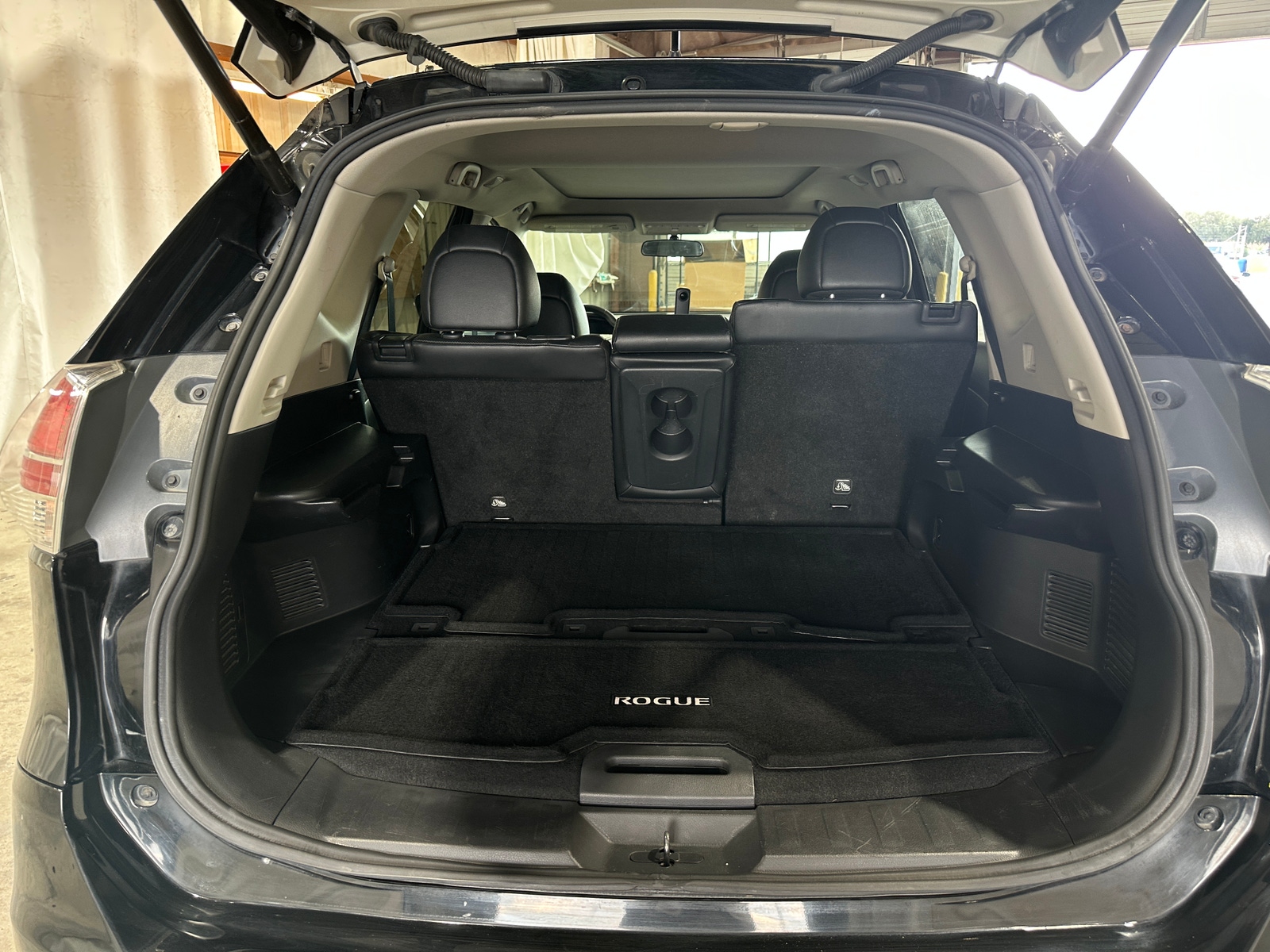 Thumbnail: 2016 Nissan Rogue - 6