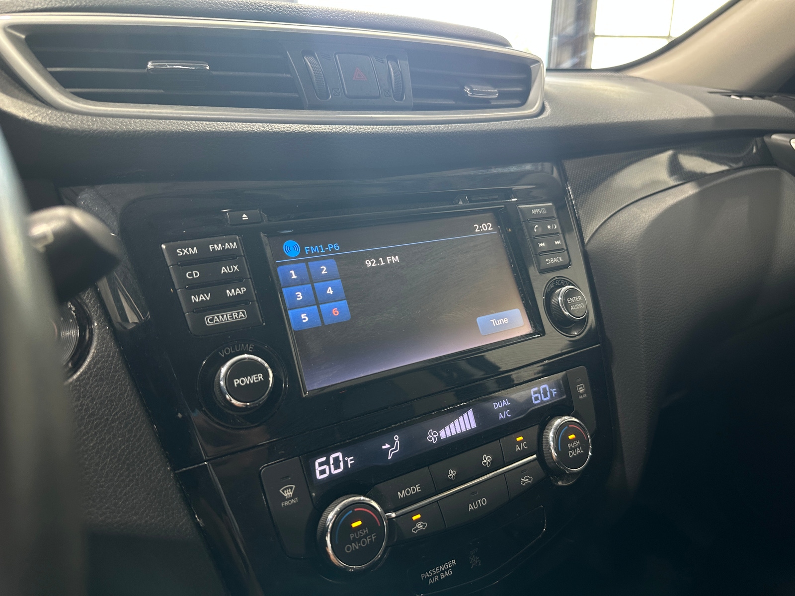 Thumbnail: 2016 Nissan Rogue - 3