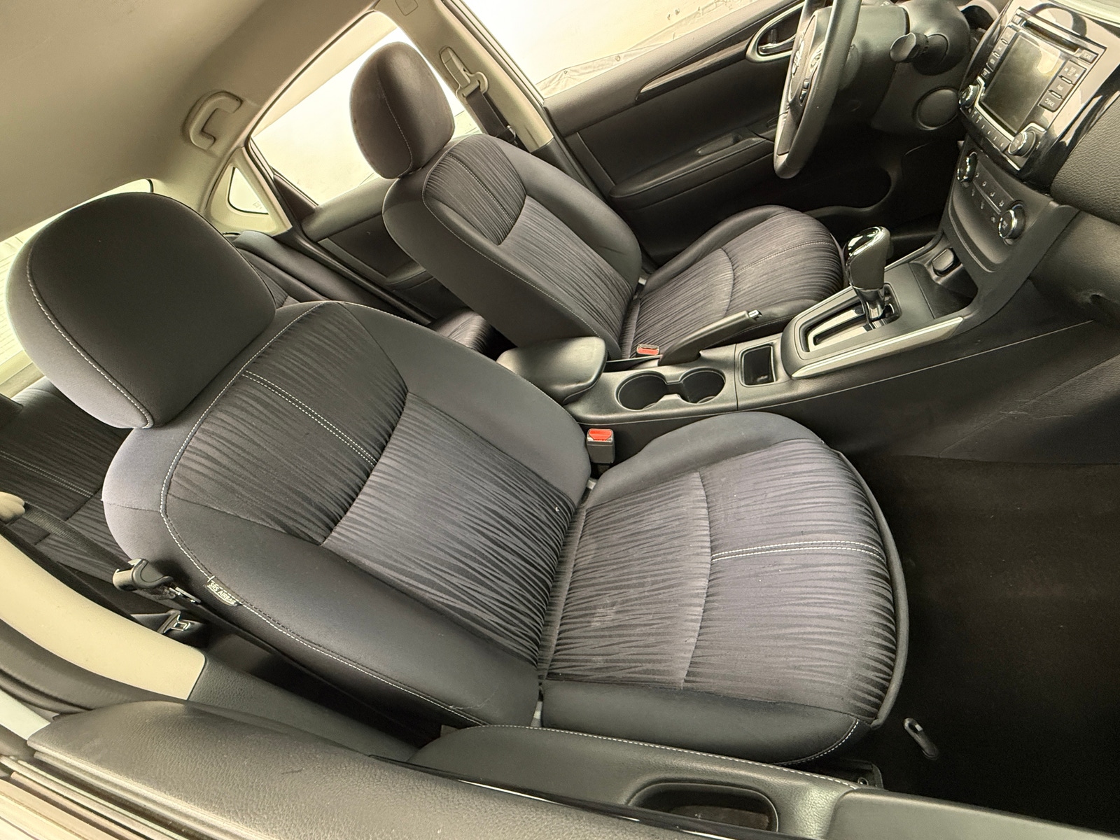 Thumbnail: 2016 Nissan Sentra - 2