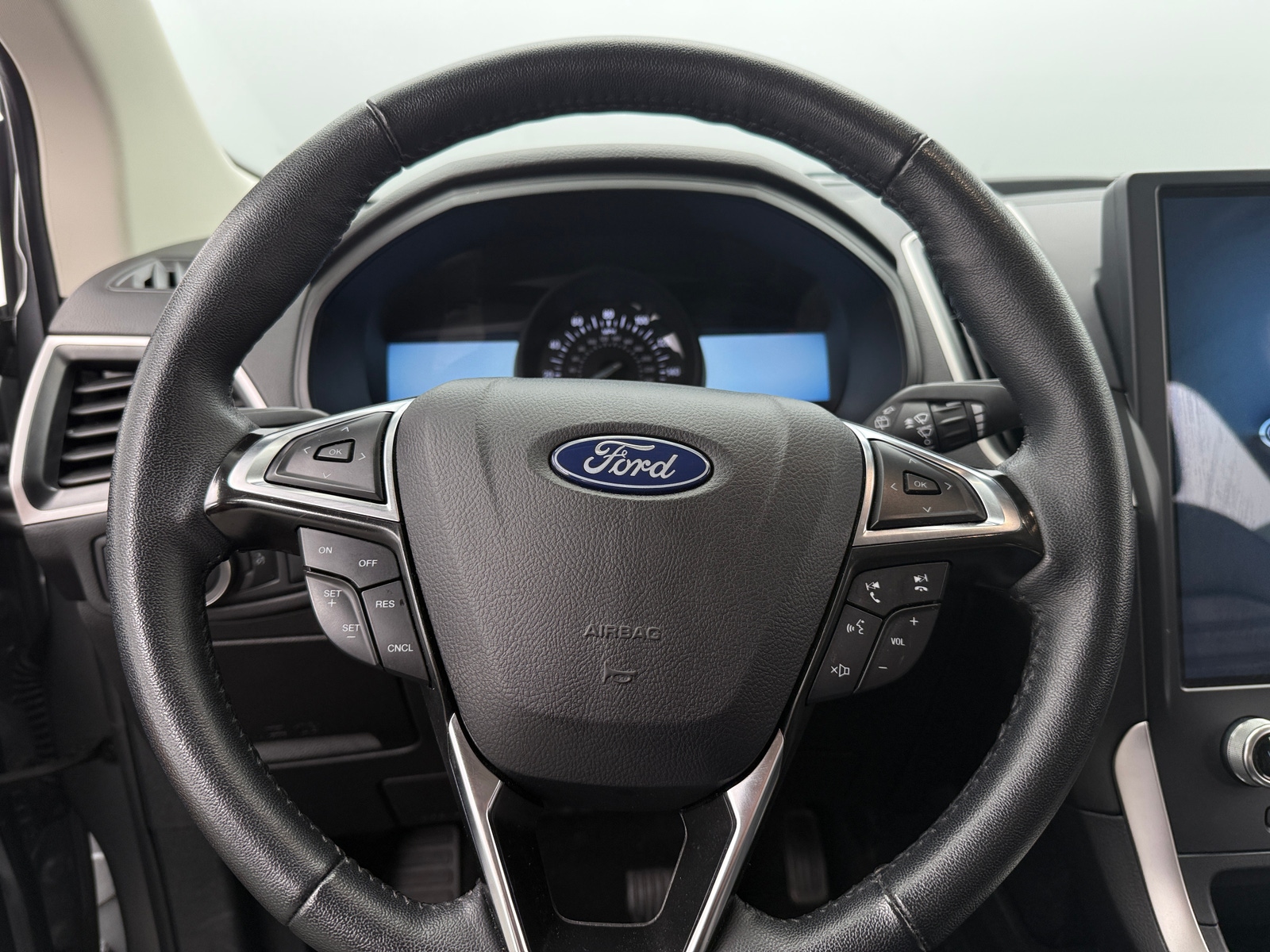 Thumbnail: 2024 Ford Edge - 4