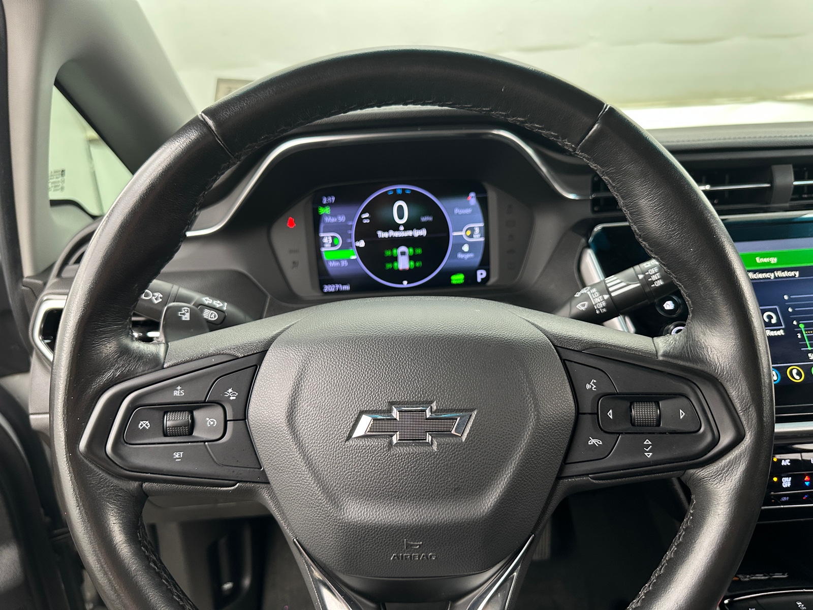 Thumbnail: 2022 Chevrolet Bolt EV - 4