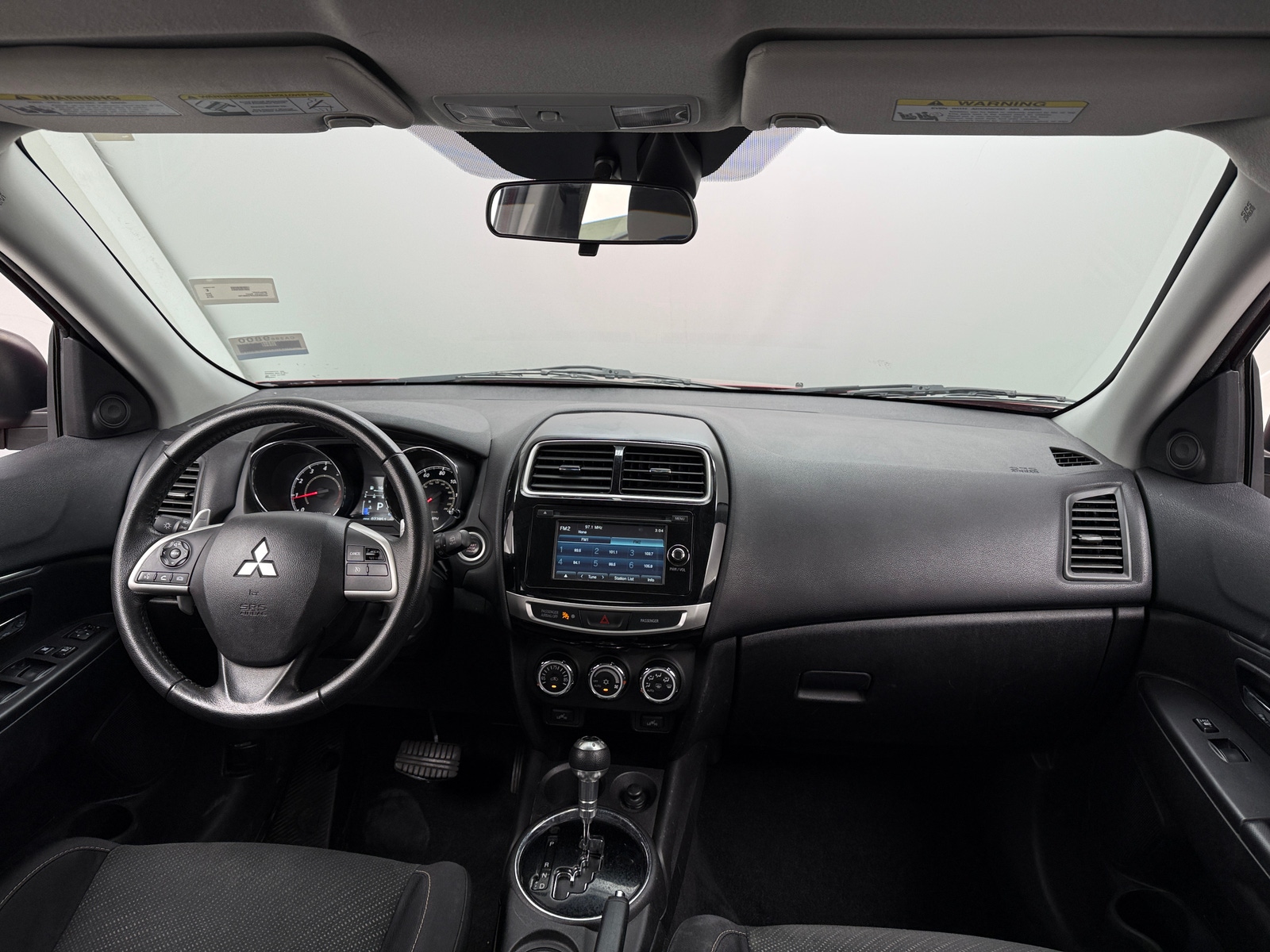 Thumbnail: 2015 Mitsubishi Outlander Sport - 3