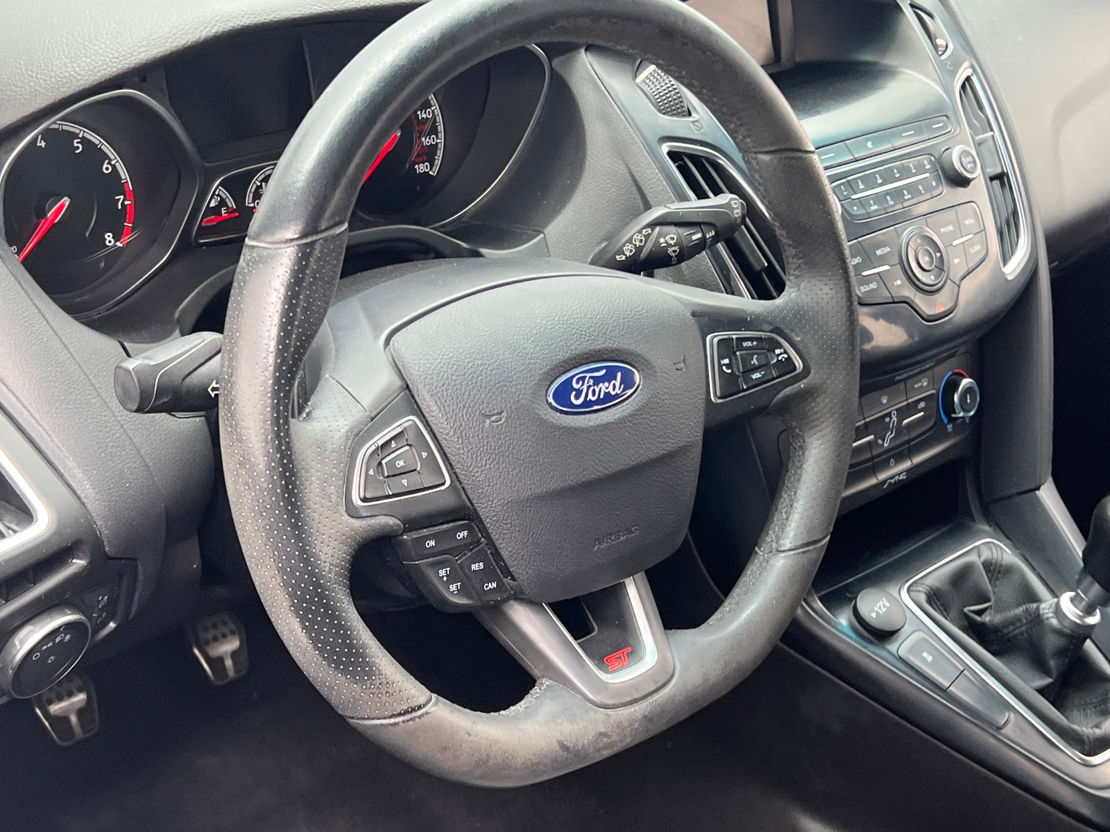 Thumbnail: 2018 Ford Focus - 5