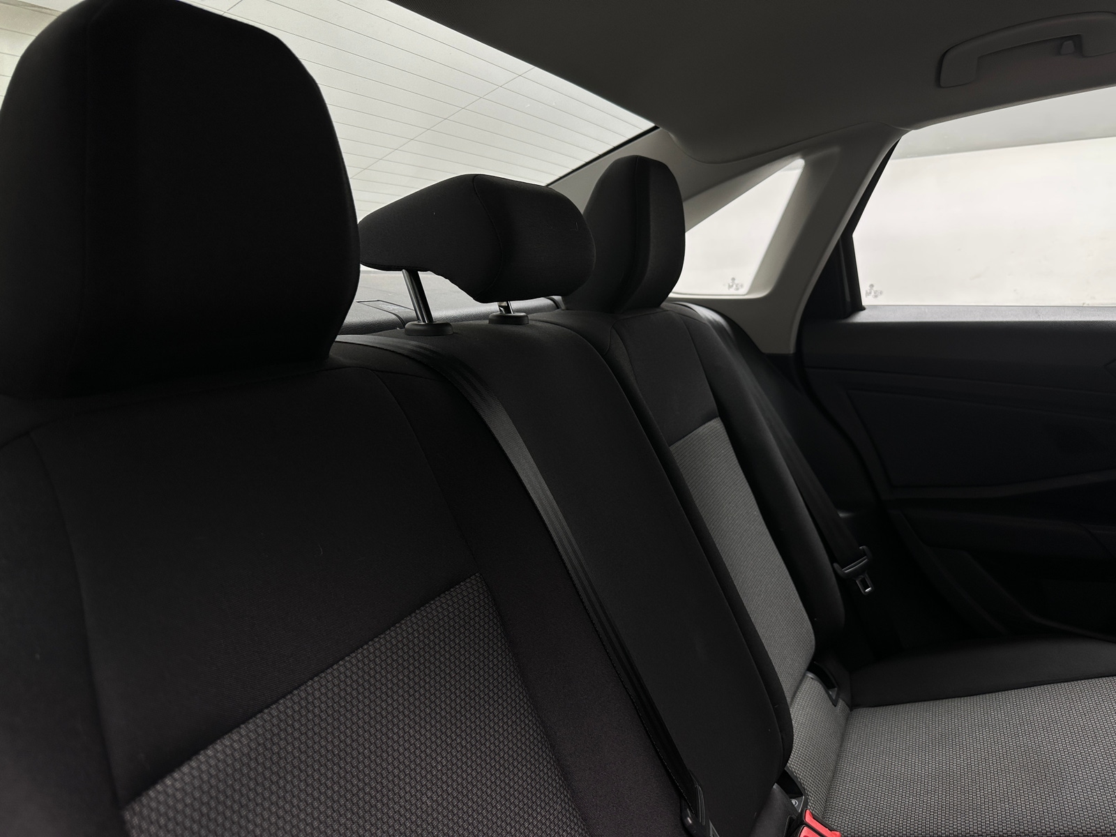 Thumbnail: 2019 Volkswagen Jetta - 6