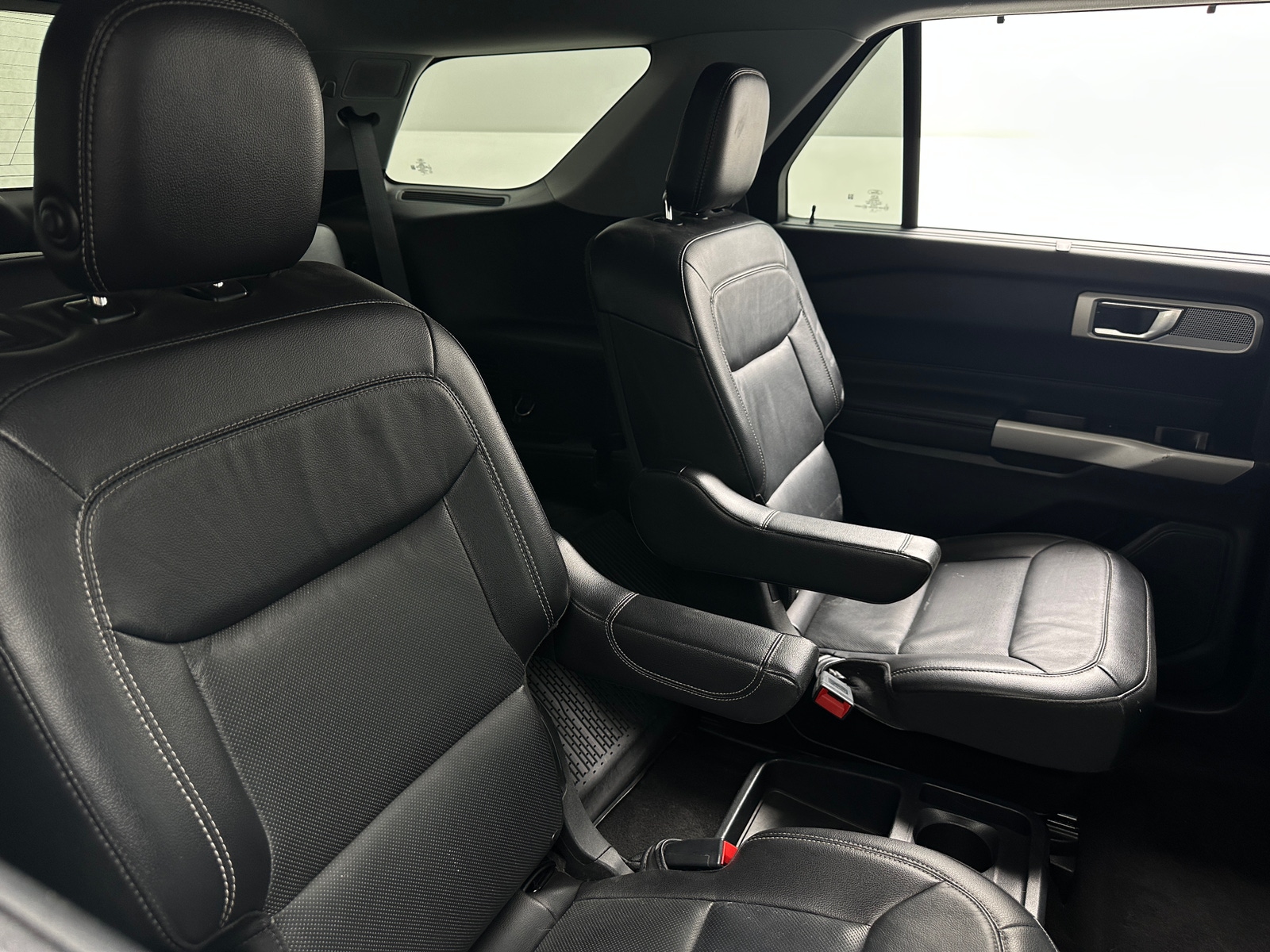 Thumbnail: 2020 Ford Explorer - 5