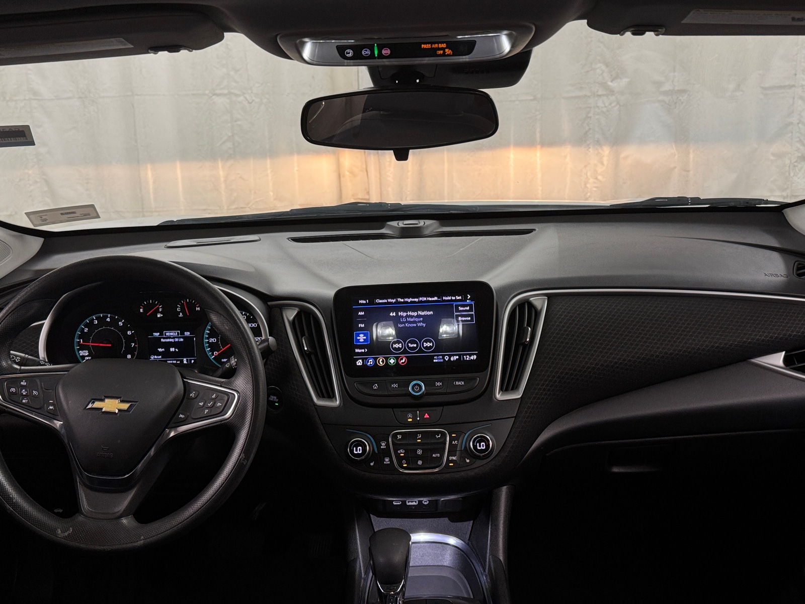 Thumbnail: 2024 Chevrolet Malibu - 3