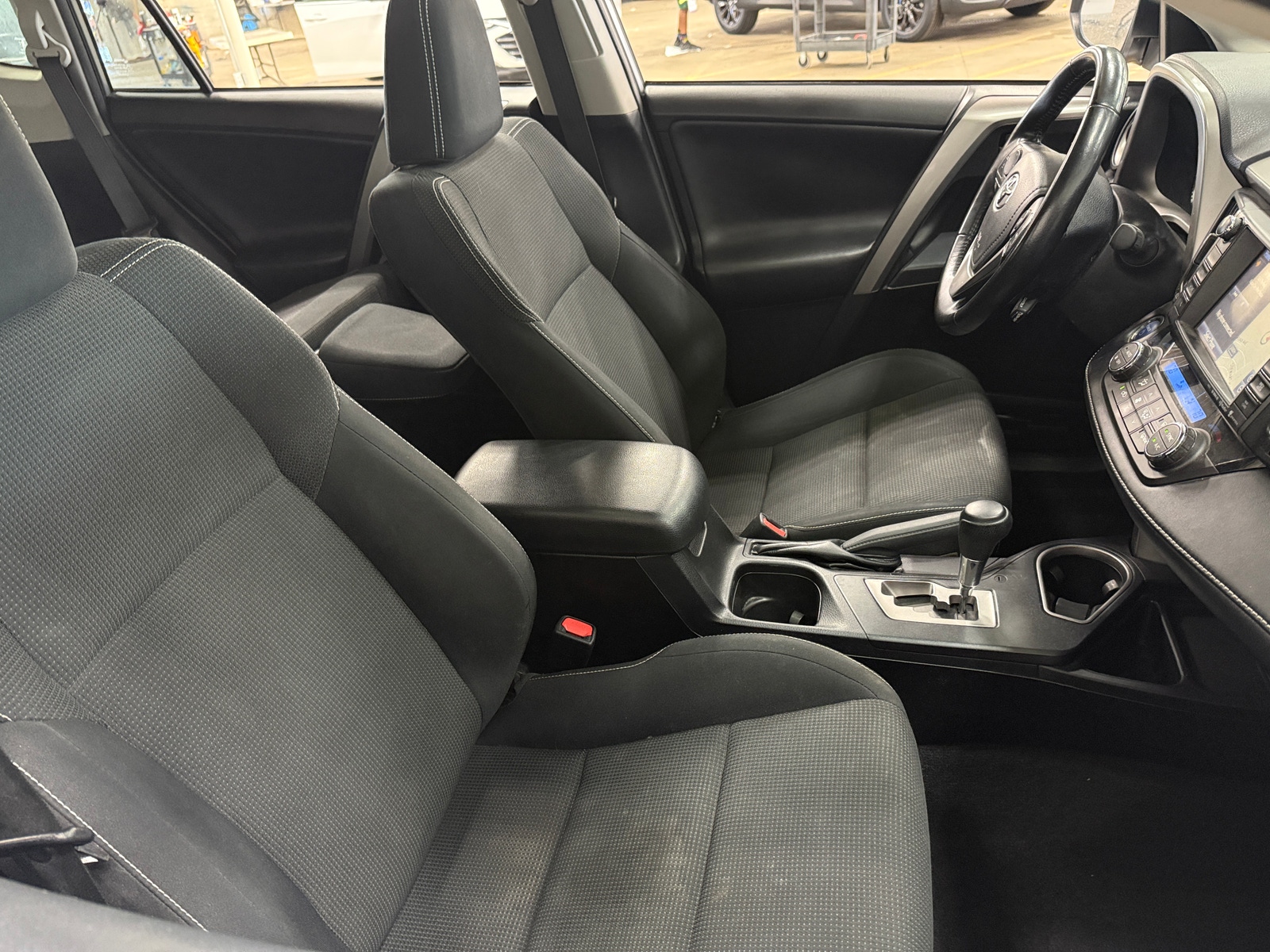 Thumbnail: 2017 Toyota RAV4 - 2